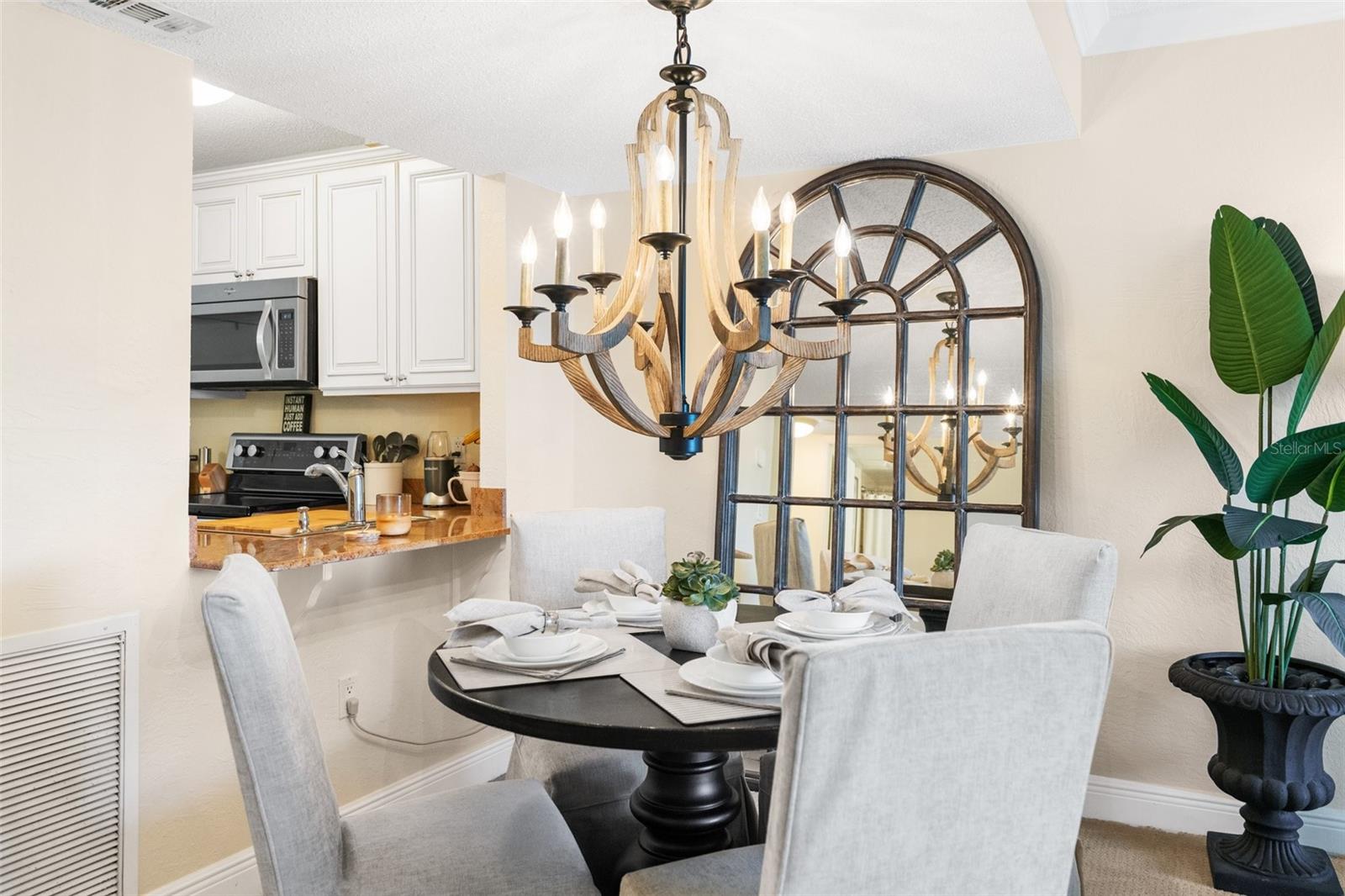 1361 SNELL ISLE BLVD NE #6