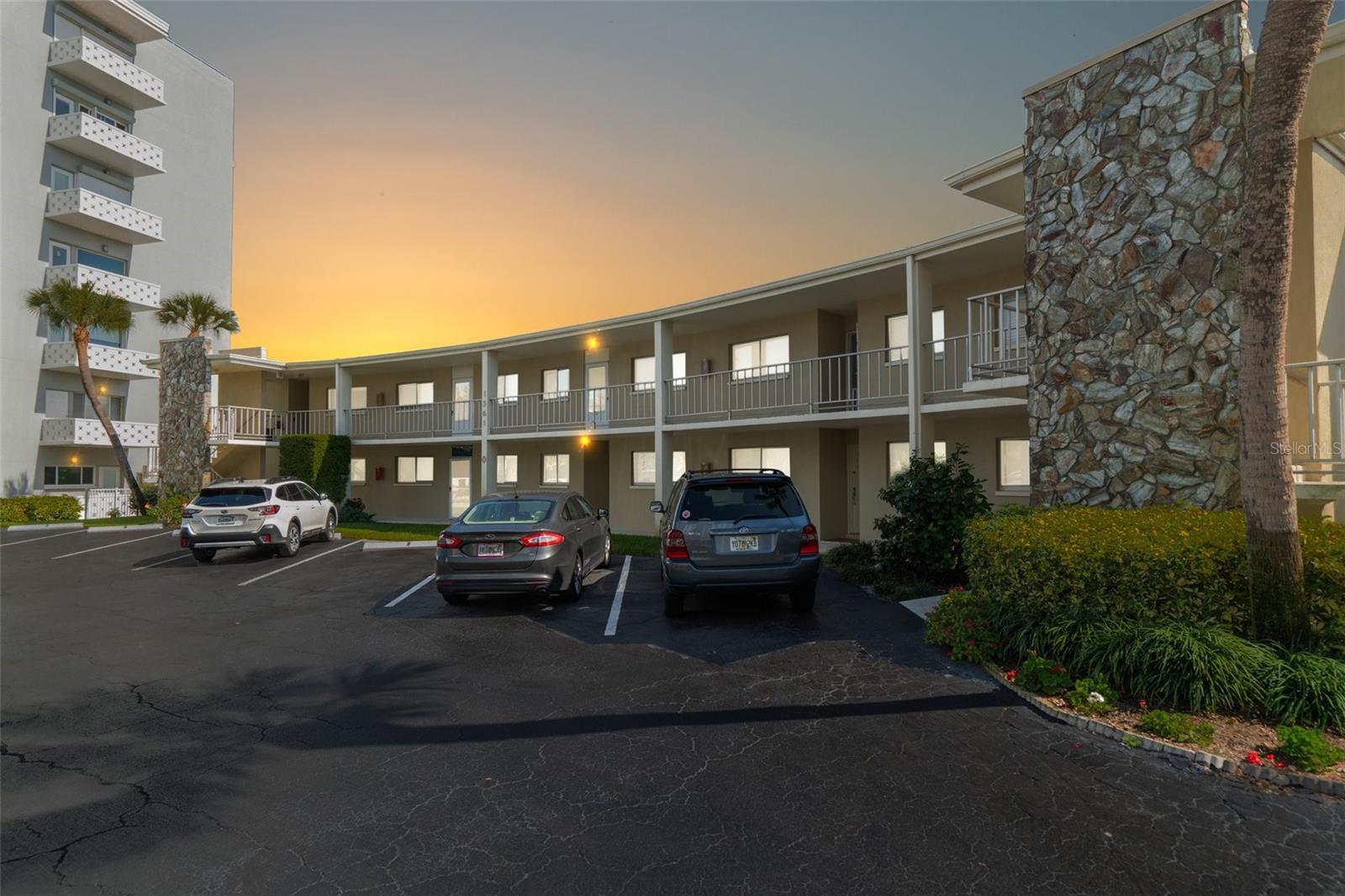 1361 SNELL ISLE BLVD NE #6