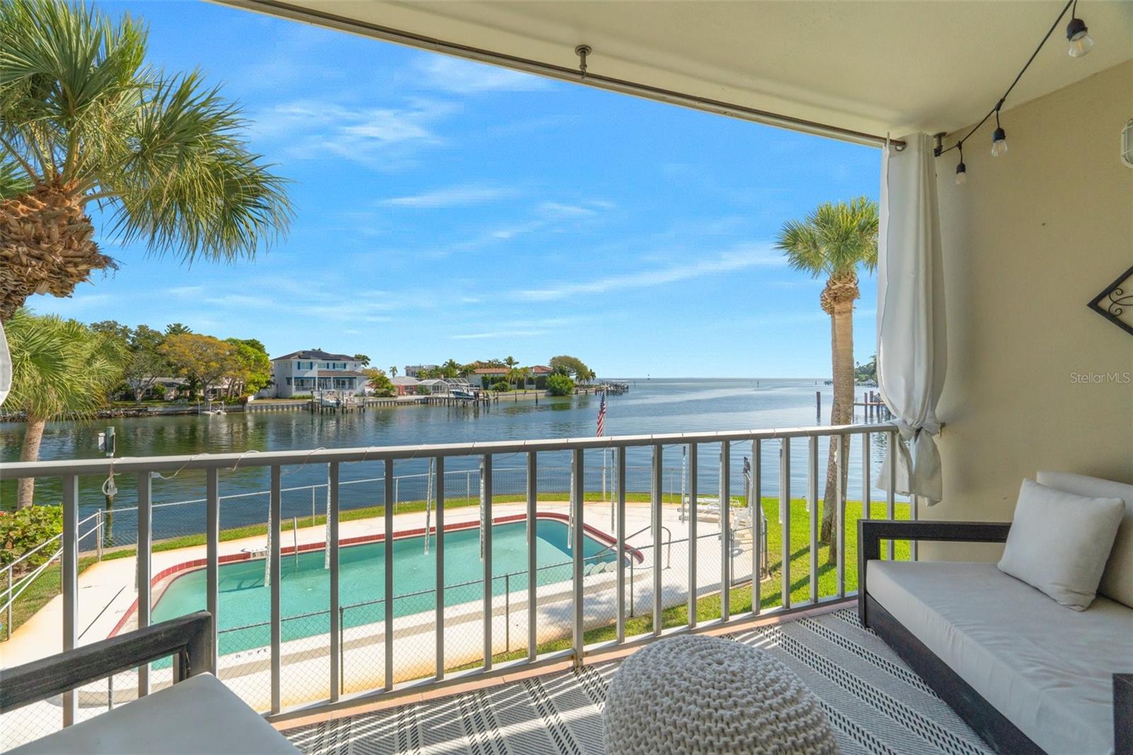 1361 SNELL ISLE BLVD NE #6