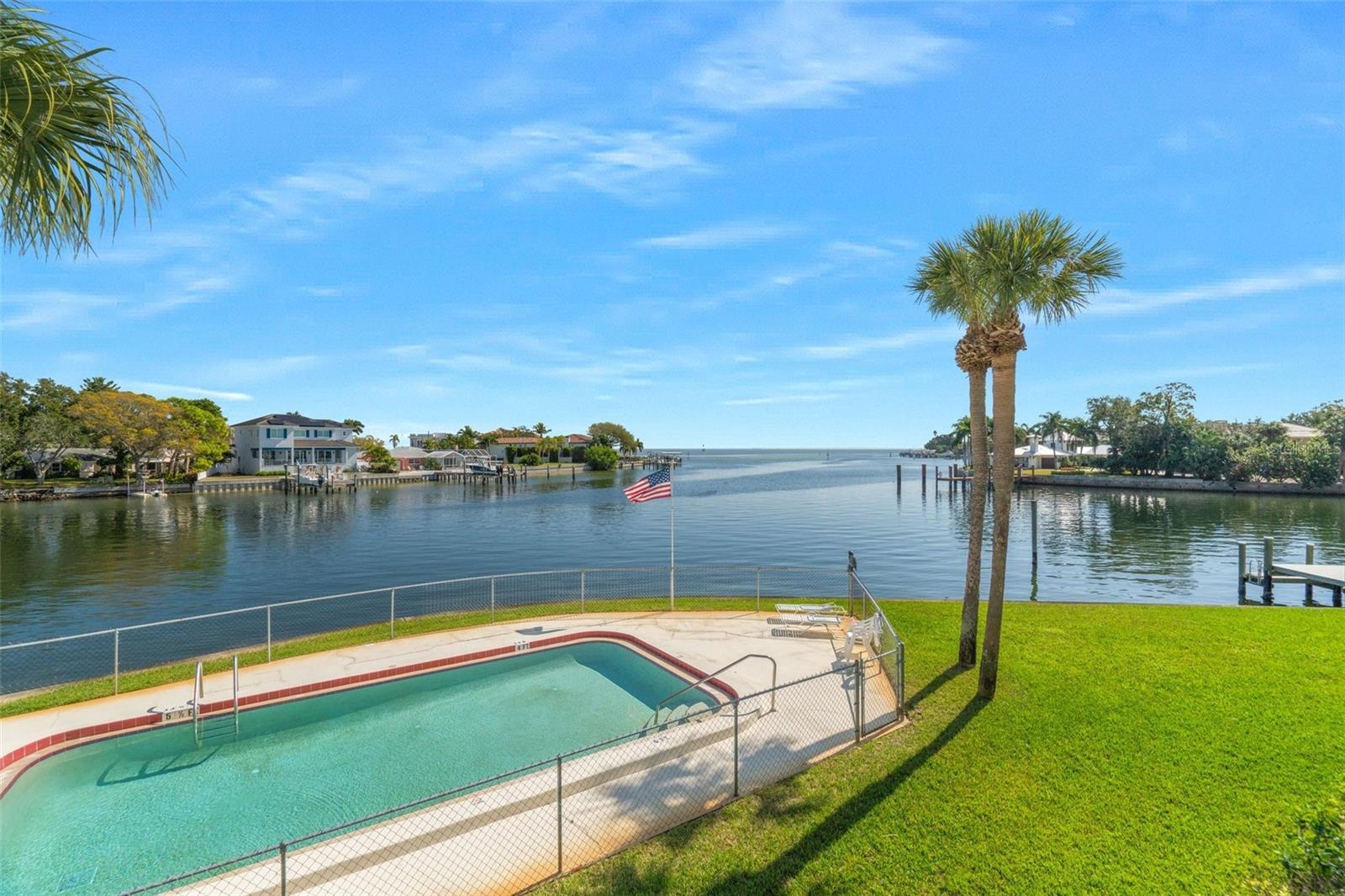 1361 SNELL ISLE BLVD NE #6