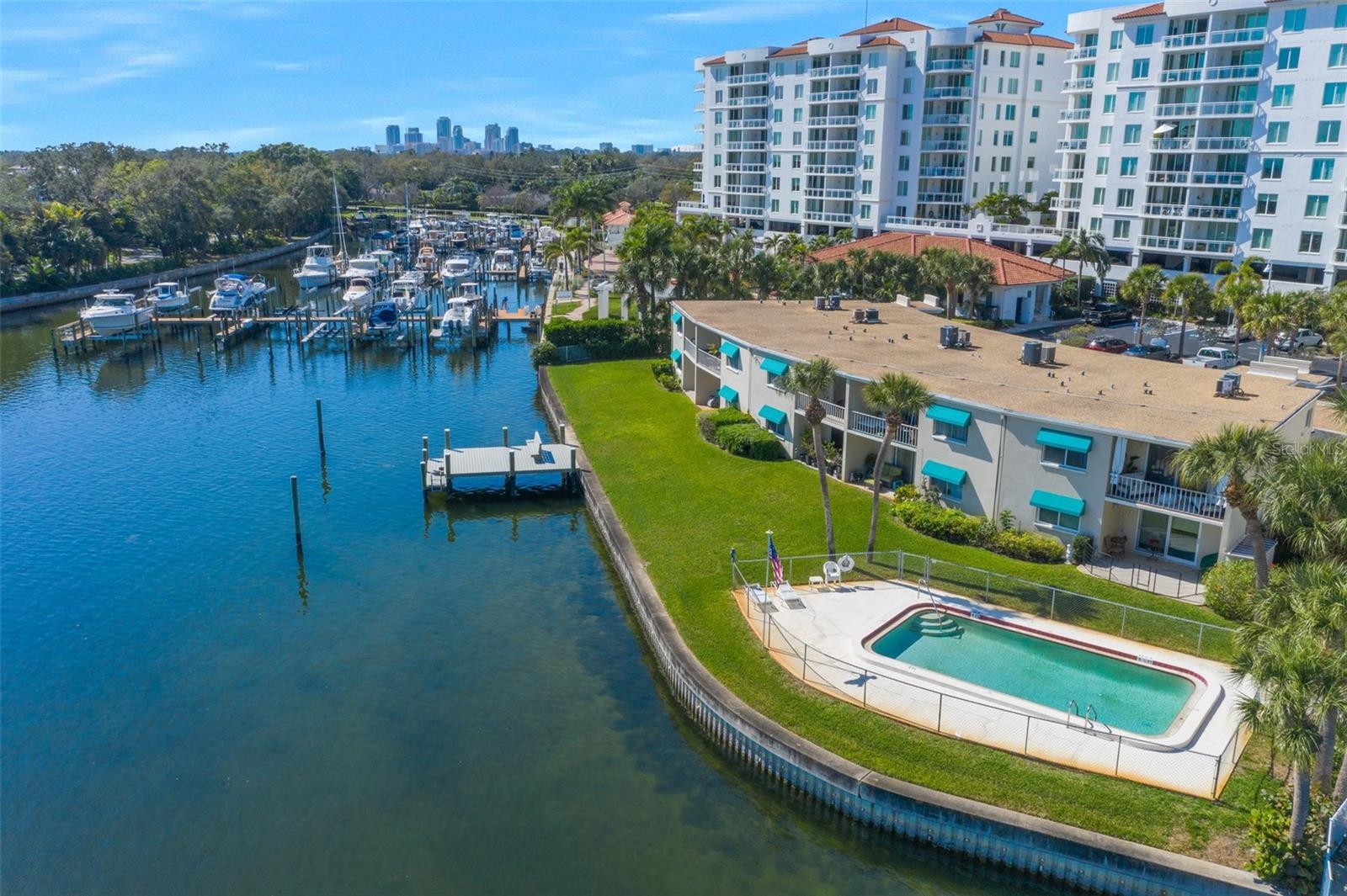 1361 SNELL ISLE BLVD NE #6