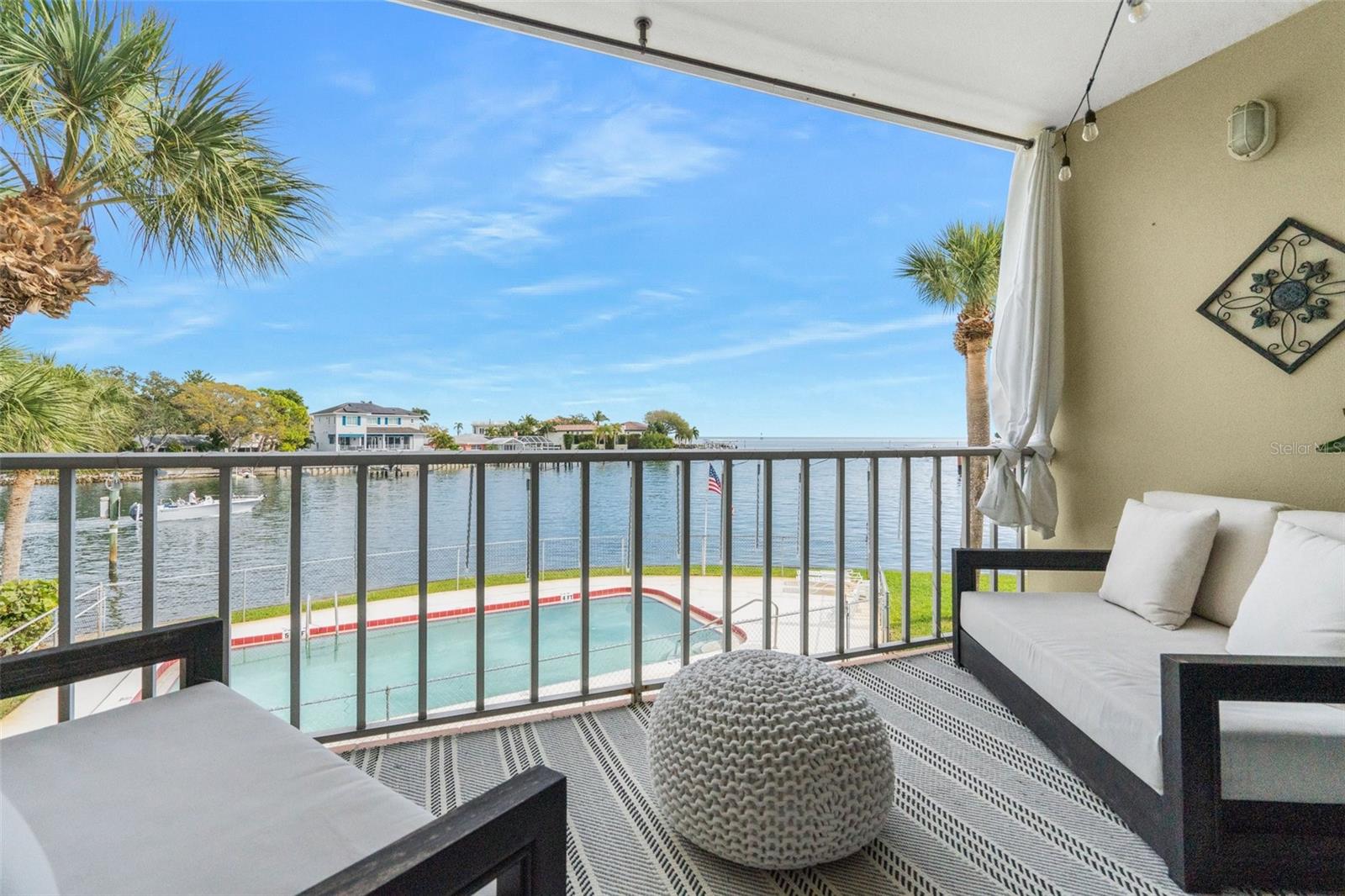 1361 SNELL ISLE BLVD NE #6