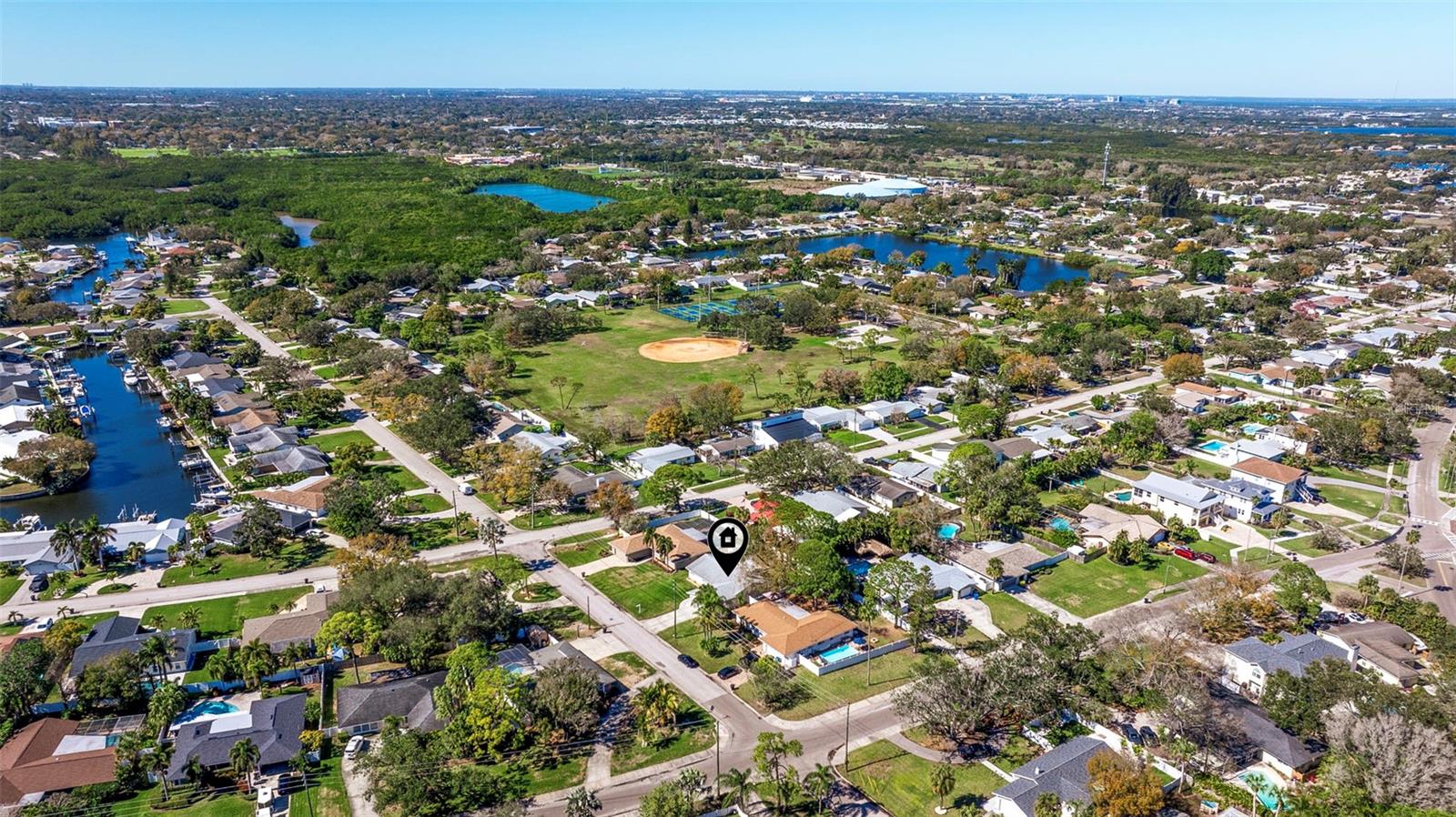 1545 N DAKOTA AVE NE