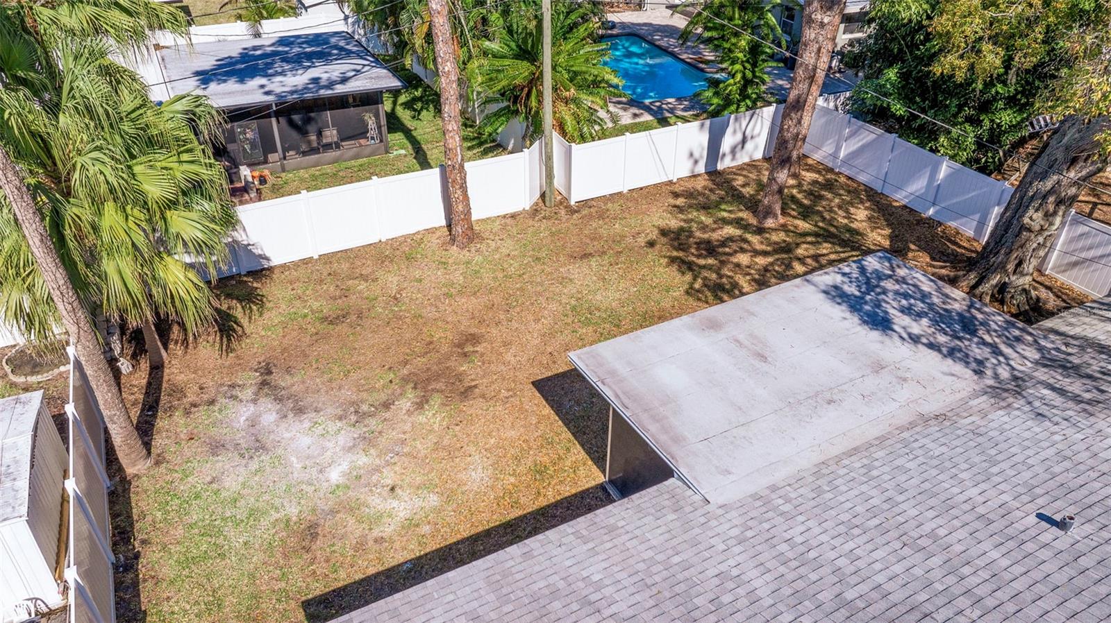 1545 N DAKOTA AVE NE