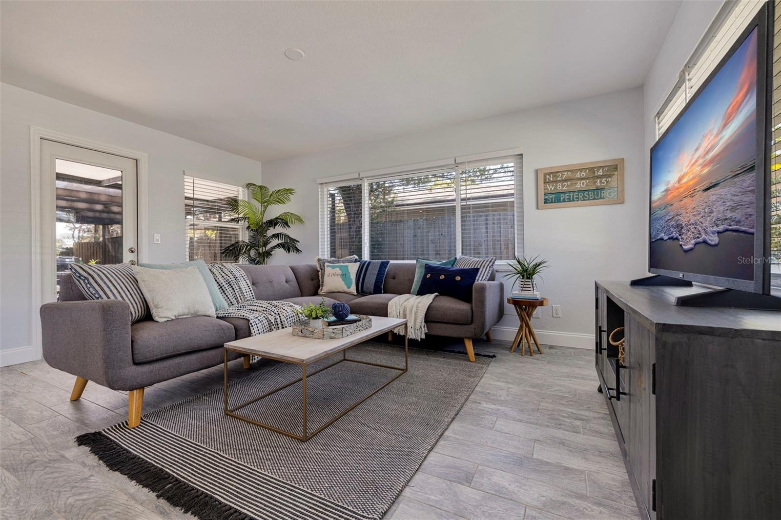 1932 NEW HAMPSHIRE AVE NE