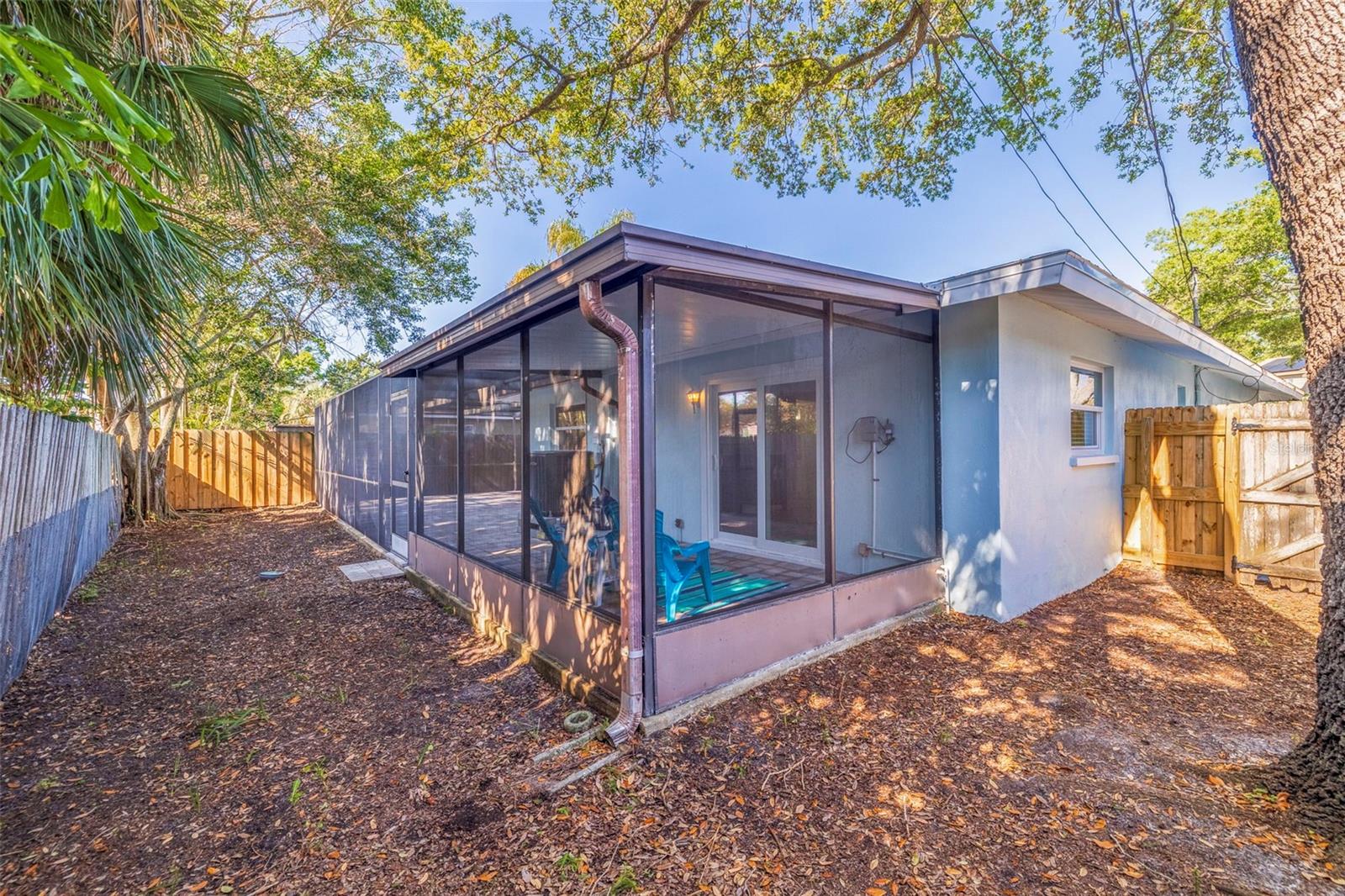 1932 NEW HAMPSHIRE AVE NE