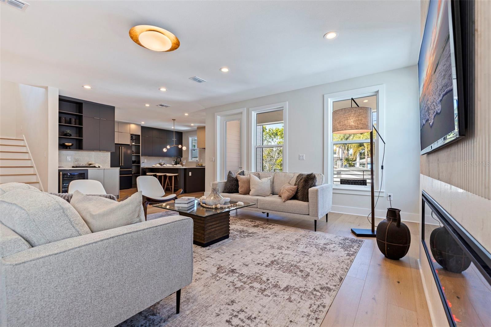 1735 MASSACHUSETTS AVE NE