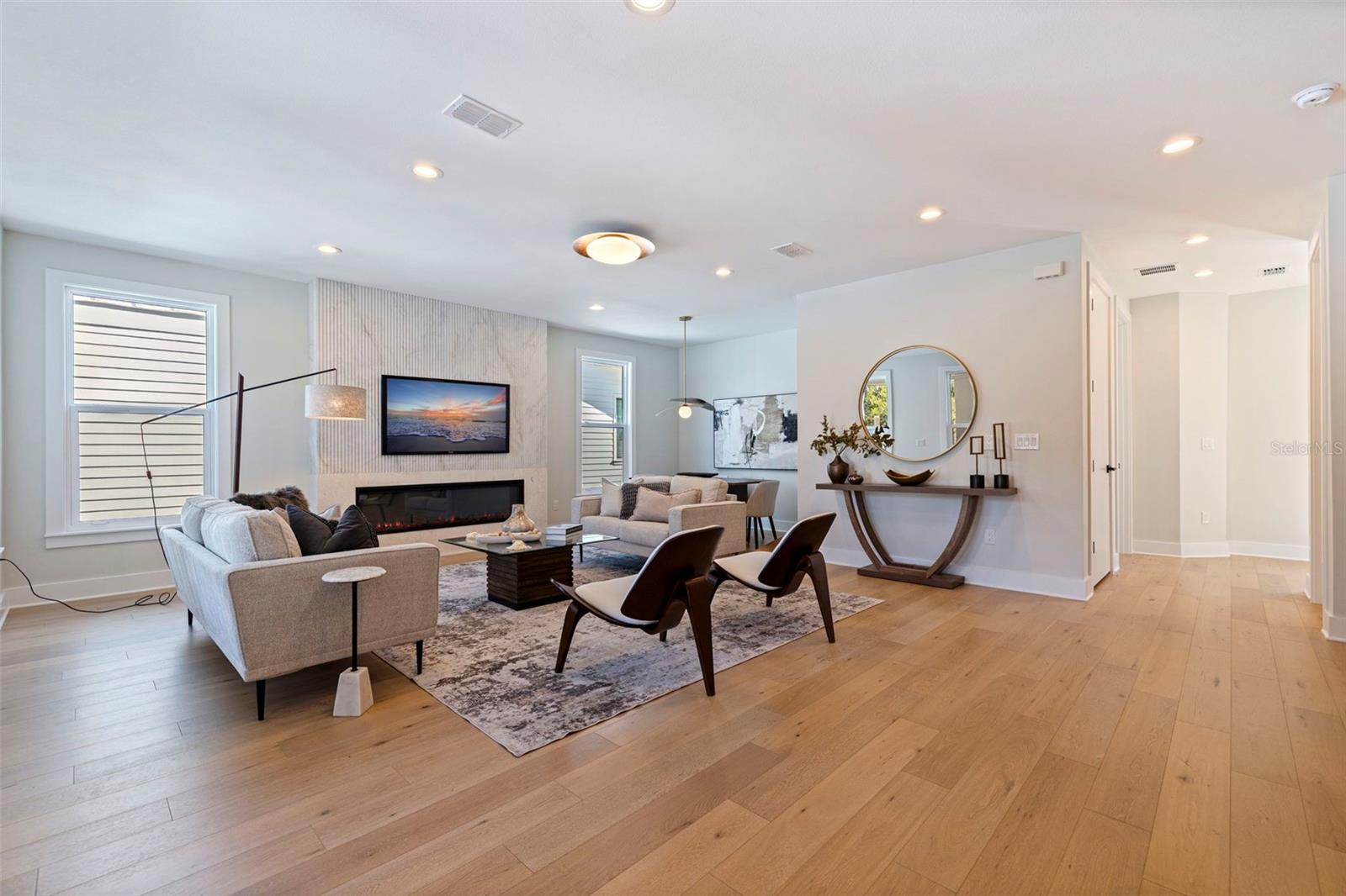 1735 MASSACHUSETTS AVE NE