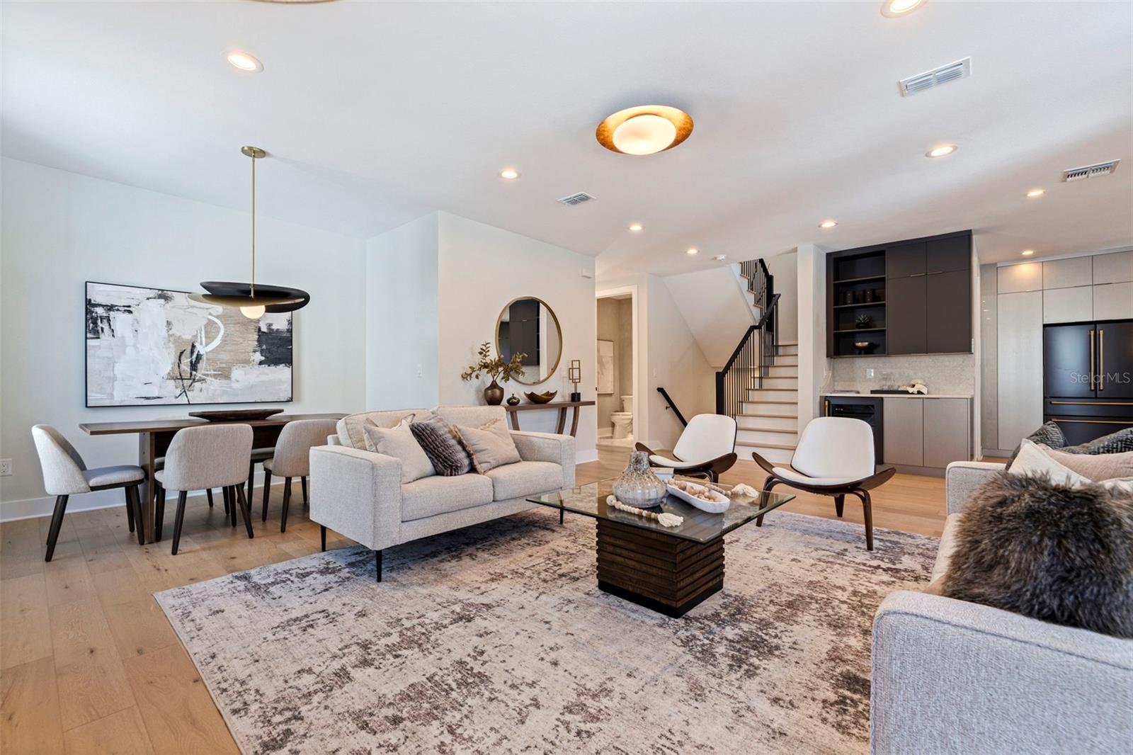 1735 MASSACHUSETTS AVE NE