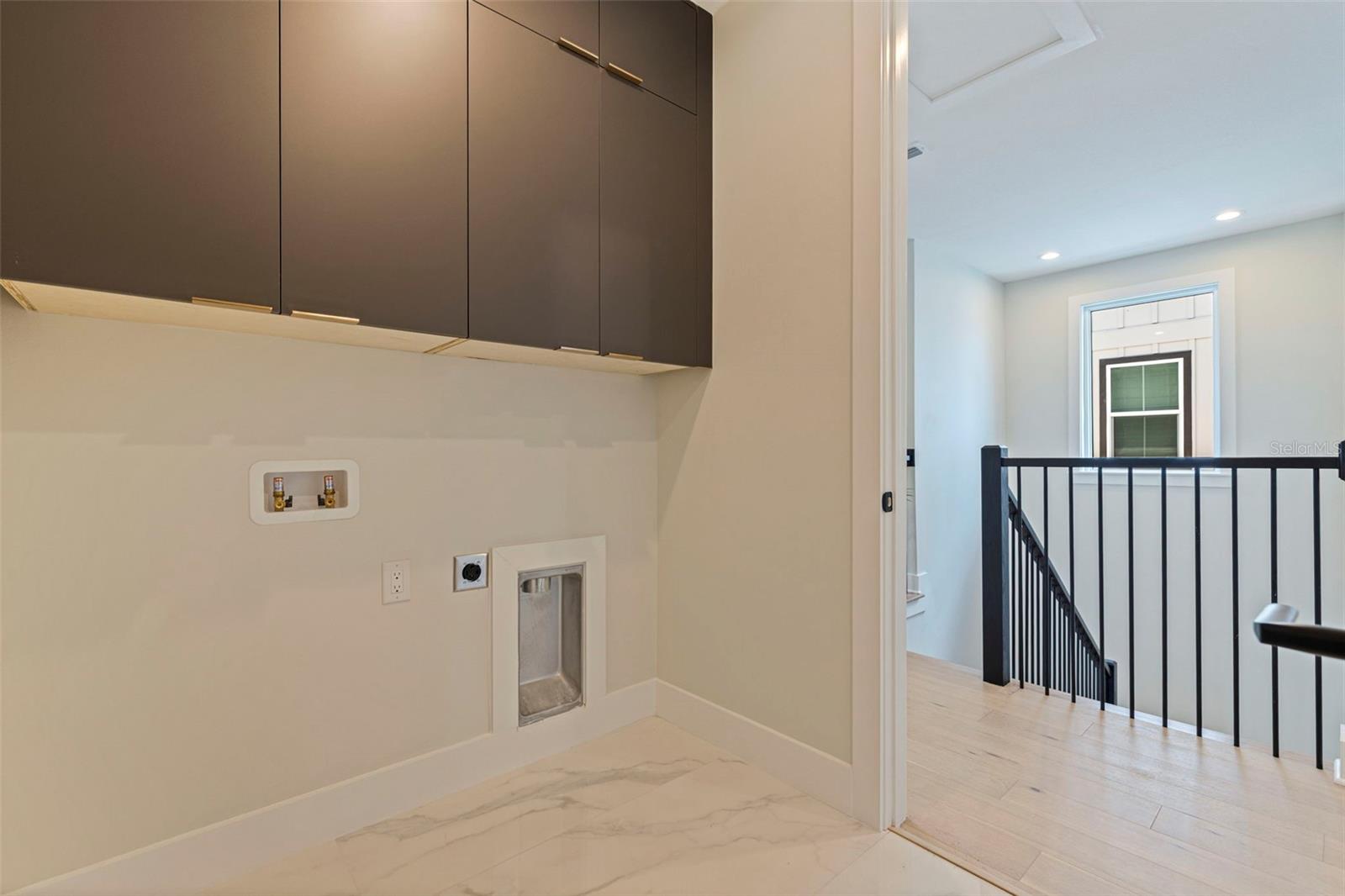 1735 MASSACHUSETTS AVE NE