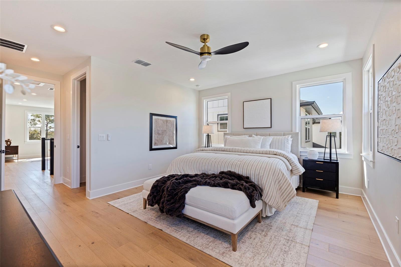 1735 MASSACHUSETTS AVE NE