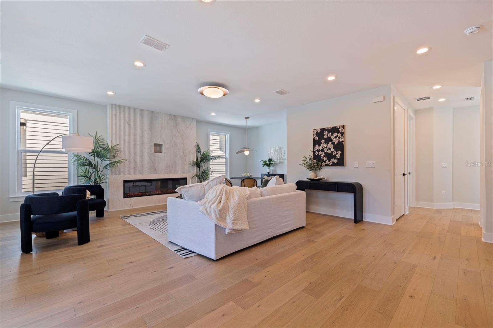 1735 MASSACHUSETTS AVE NE