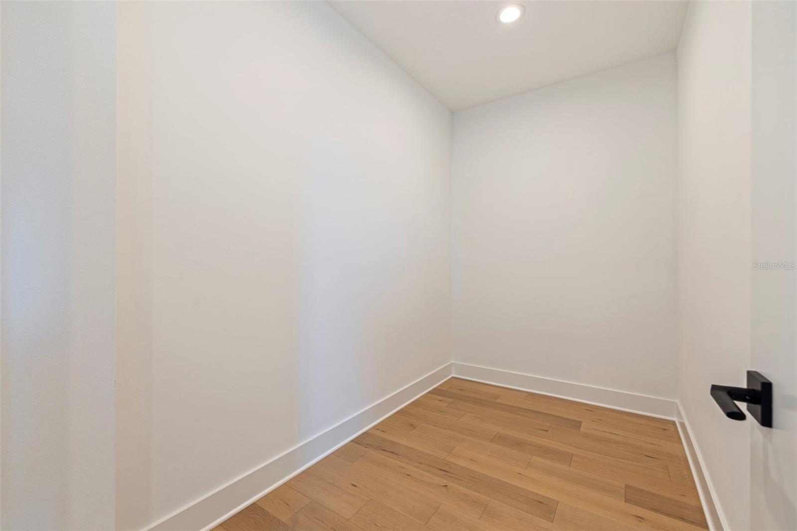 1735 MASSACHUSETTS AVE NE