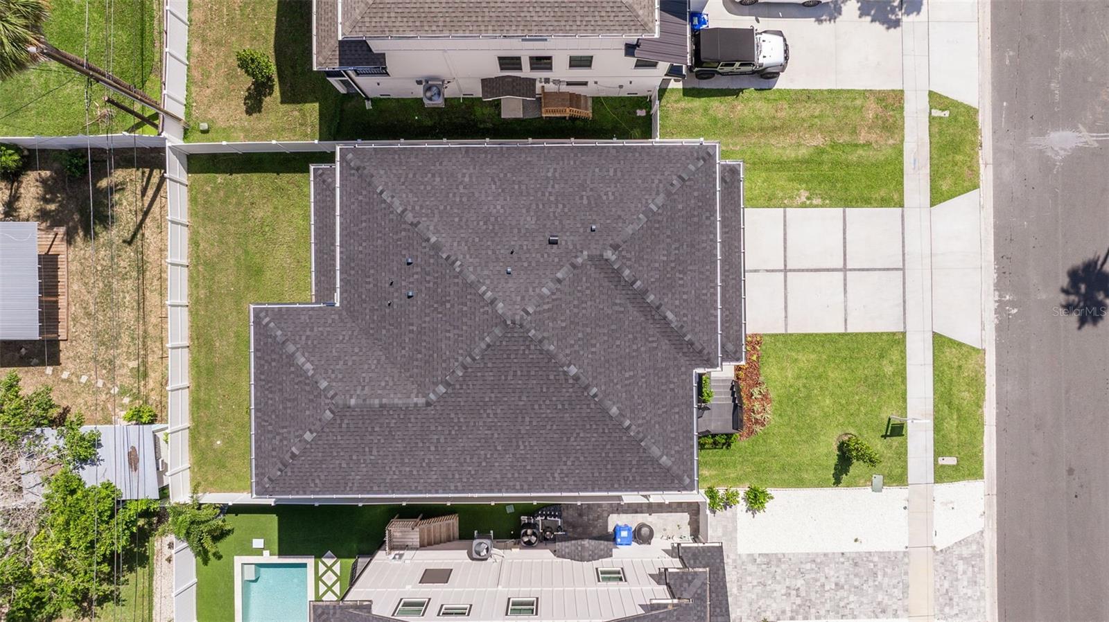 1735 MASSACHUSETTS AVE NE