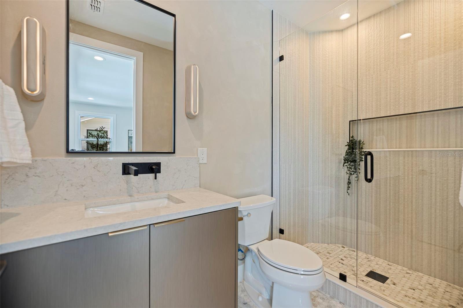 1735 MASSACHUSETTS AVE NE