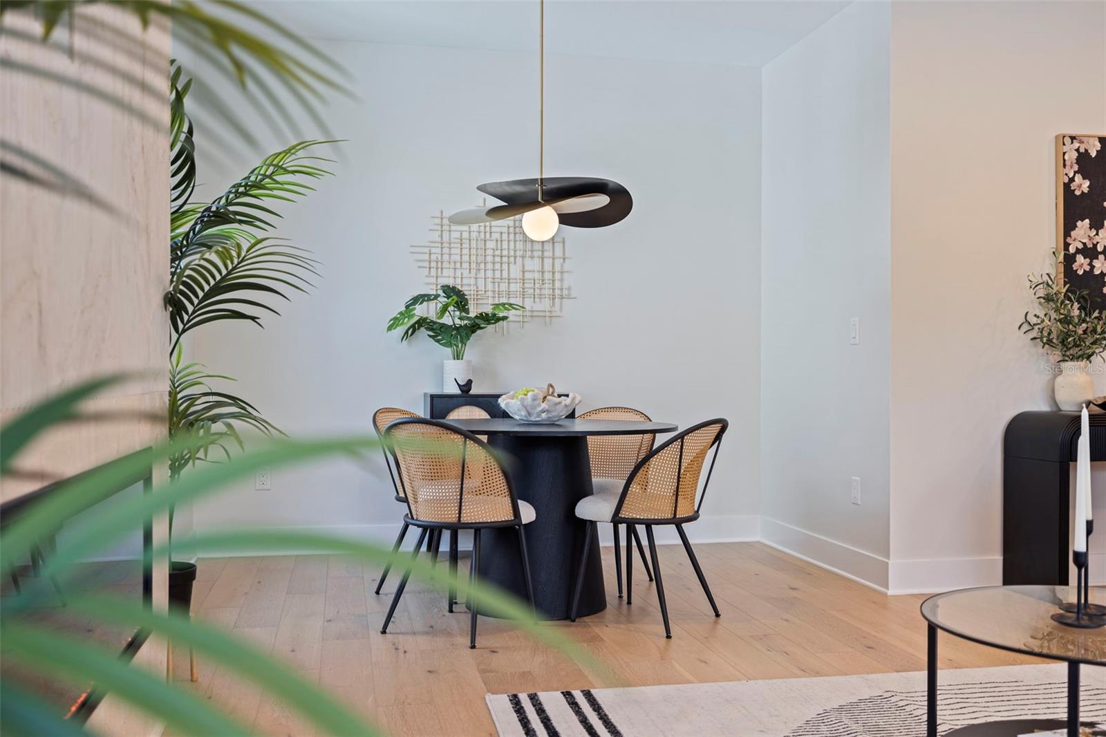 1735 MASSACHUSETTS AVE NE