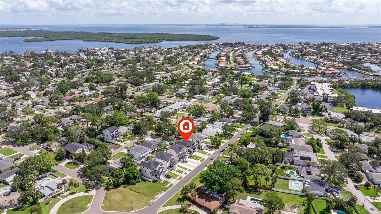 1735 MASSACHUSETTS AVE NE