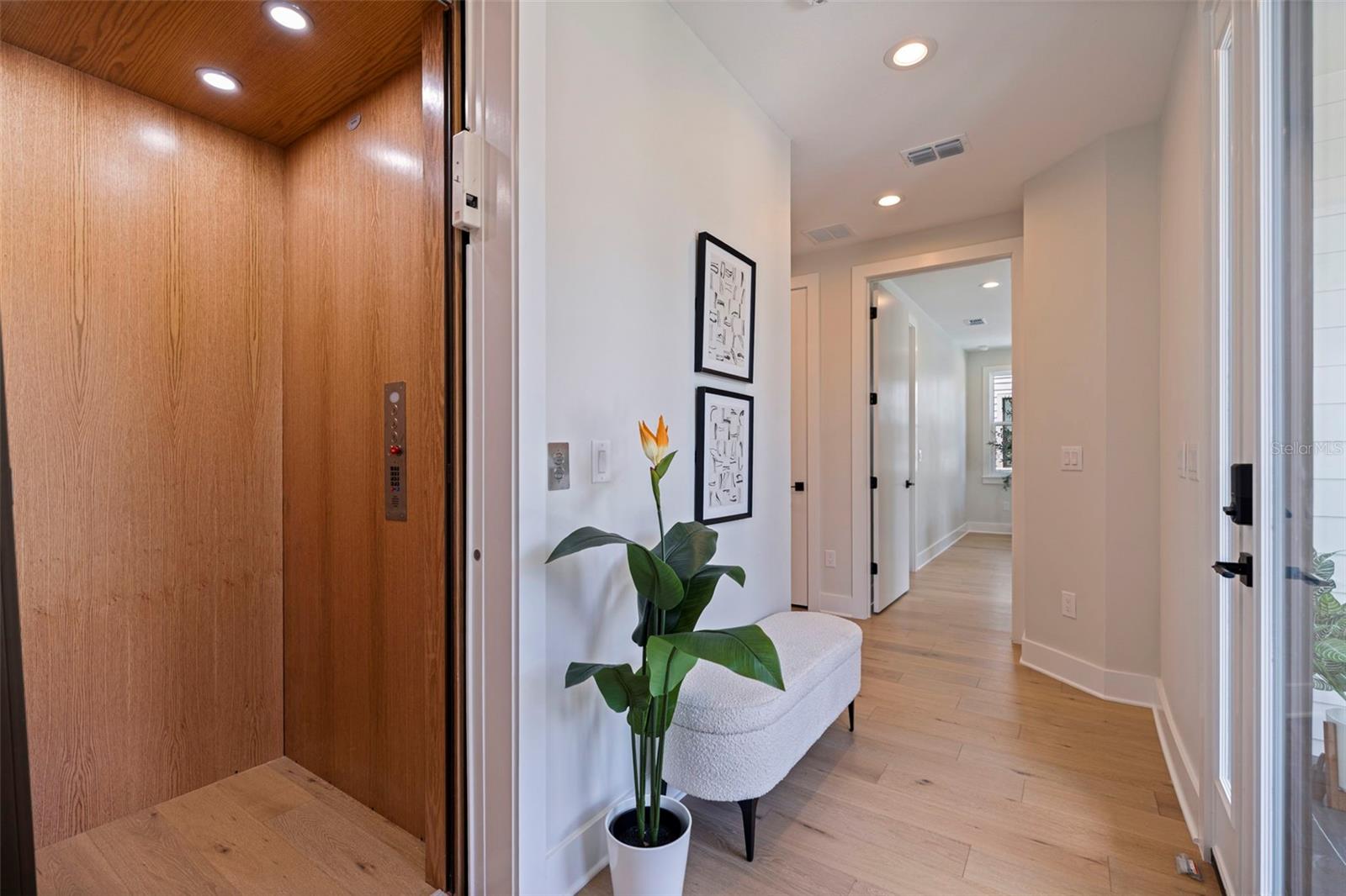 1735 MASSACHUSETTS AVE NE