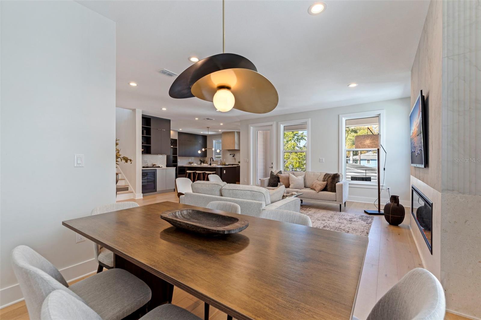 1735 MASSACHUSETTS AVE NE