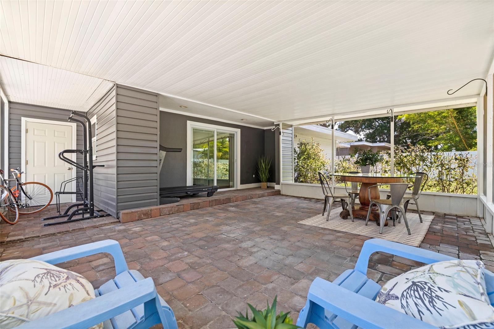 4134 HUNTINGTON ST NE