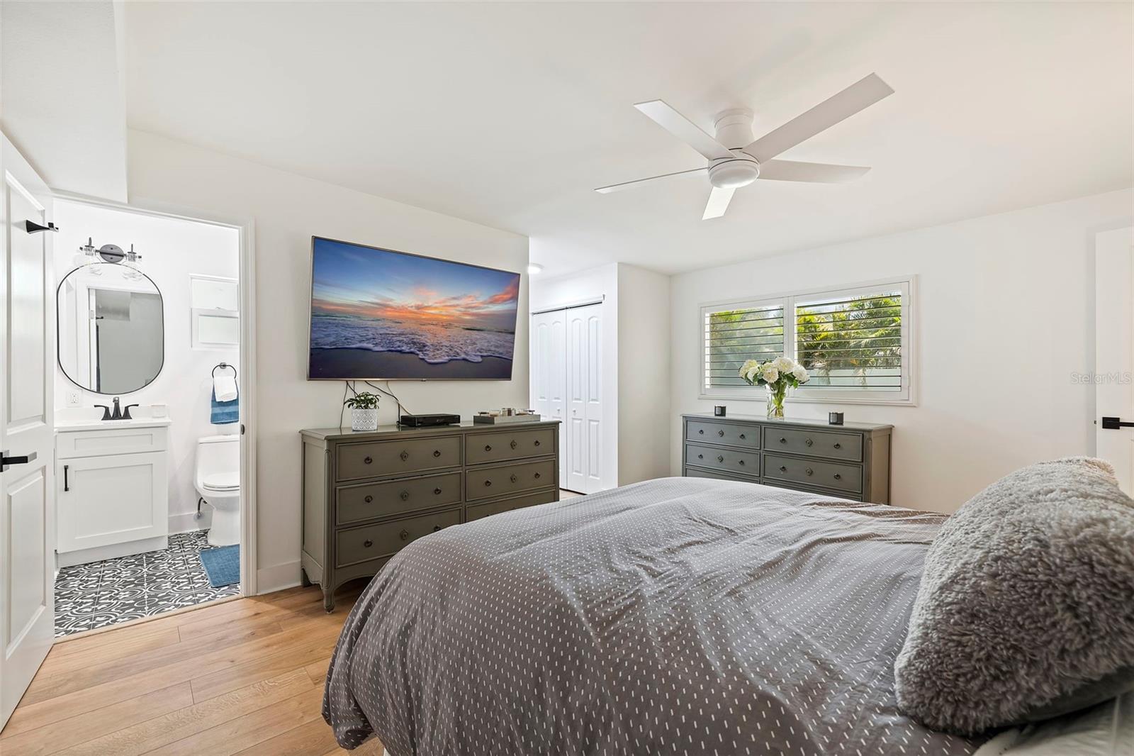 4134 HUNTINGTON ST NE