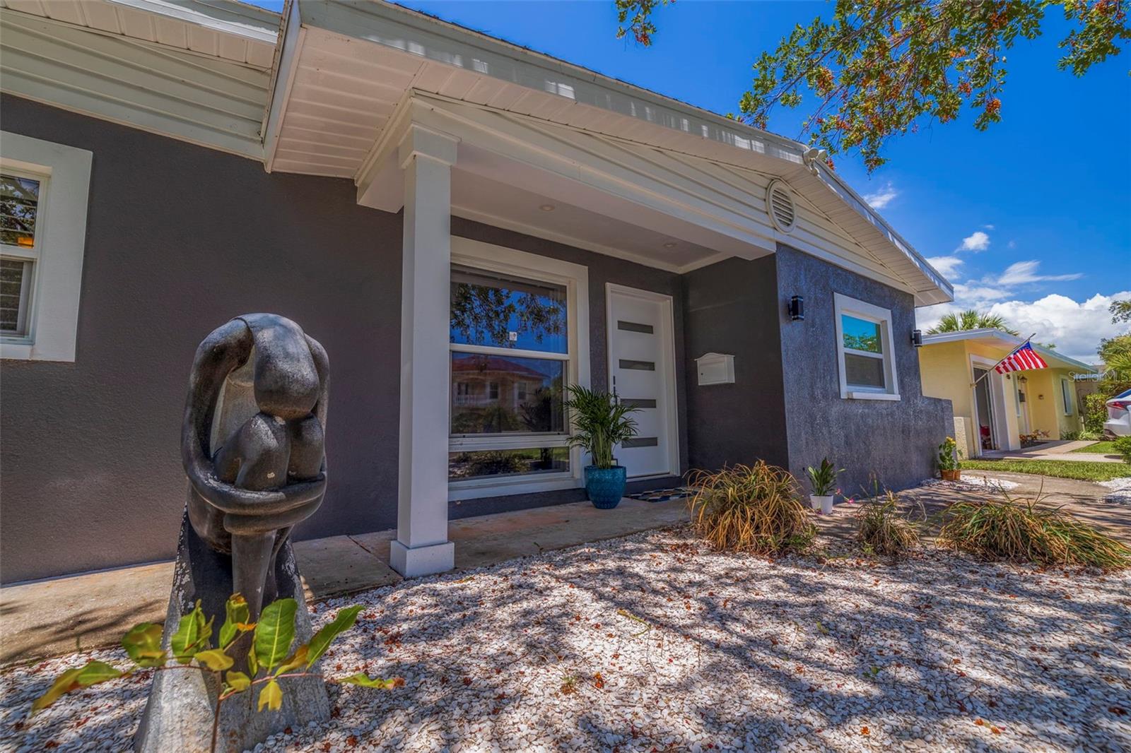 4134 HUNTINGTON ST NE