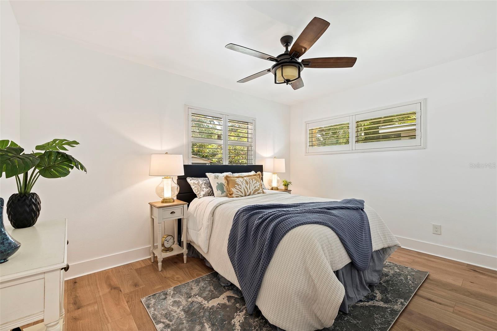 4134 HUNTINGTON ST NE