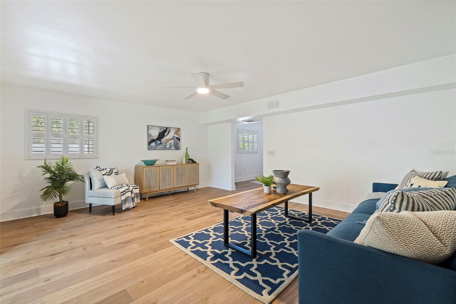 4134 HUNTINGTON ST NE