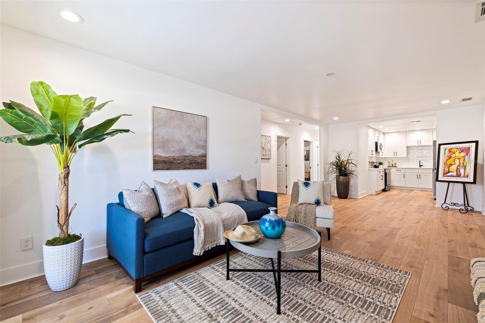 4134 HUNTINGTON ST NE