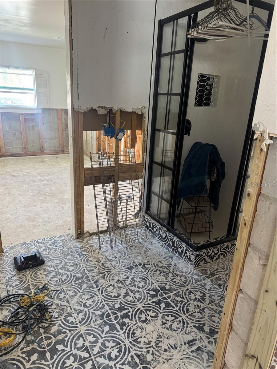 4134 HUNTINGTON ST NE