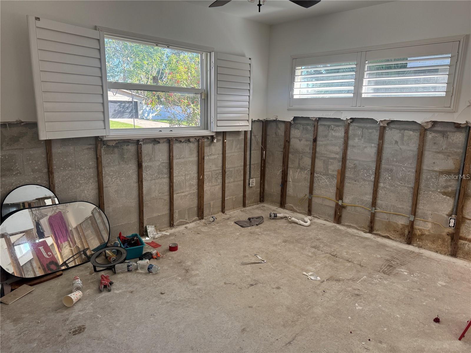 4134 HUNTINGTON ST NE