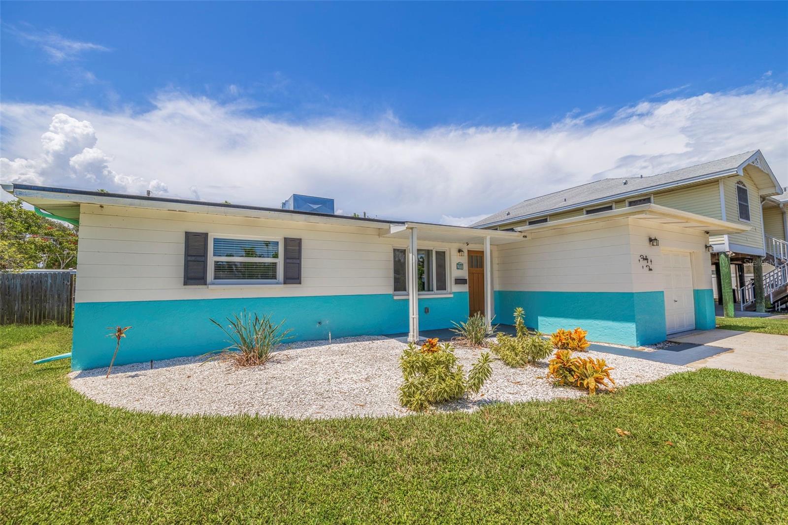 4010 HUNTINGTON ST NE