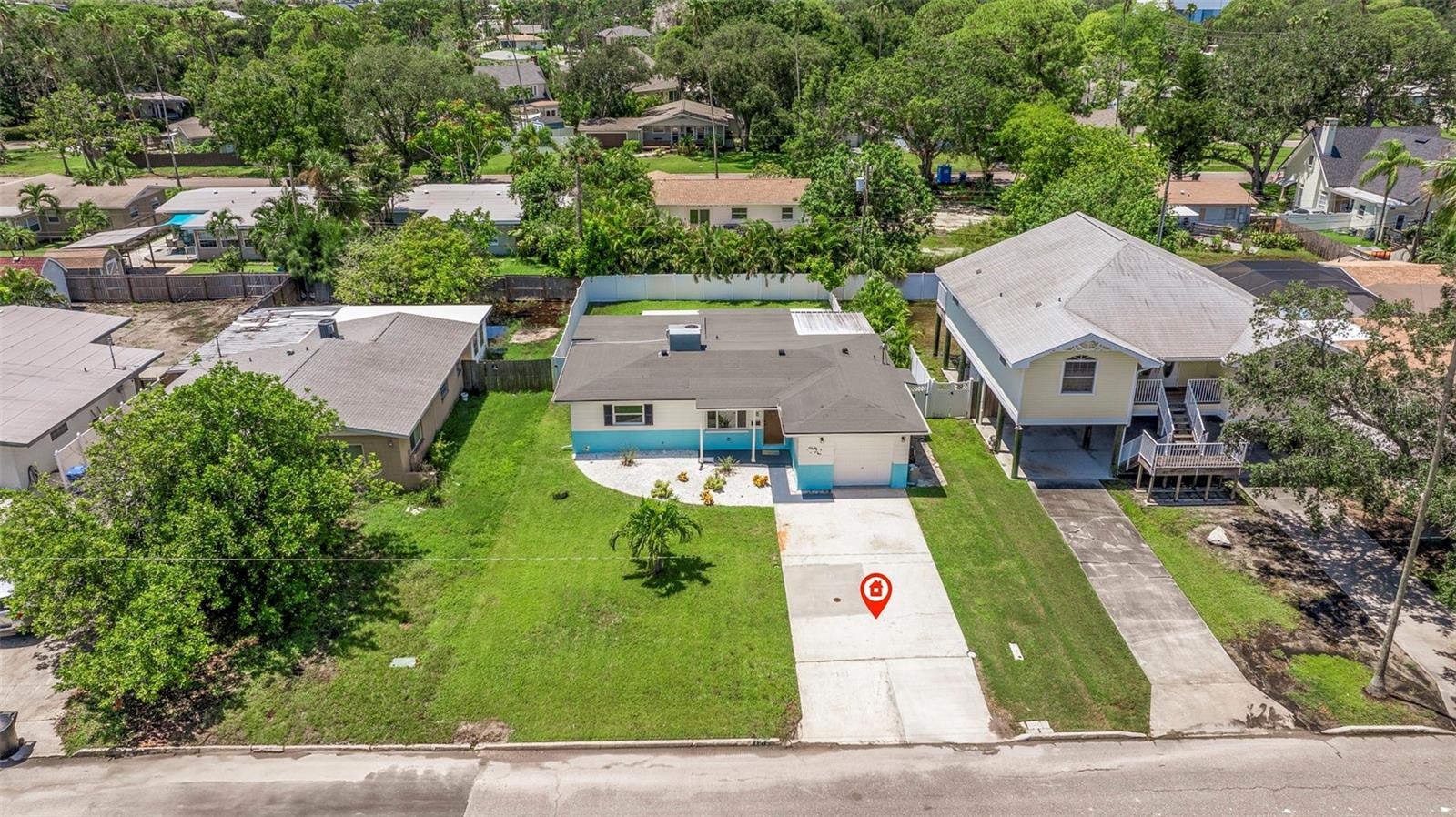 4010 HUNTINGTON ST NE