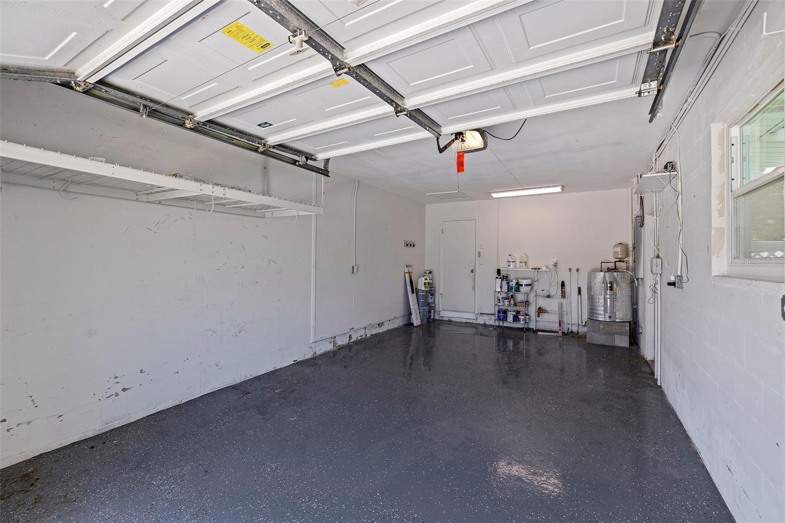 4010 HUNTINGTON ST NE