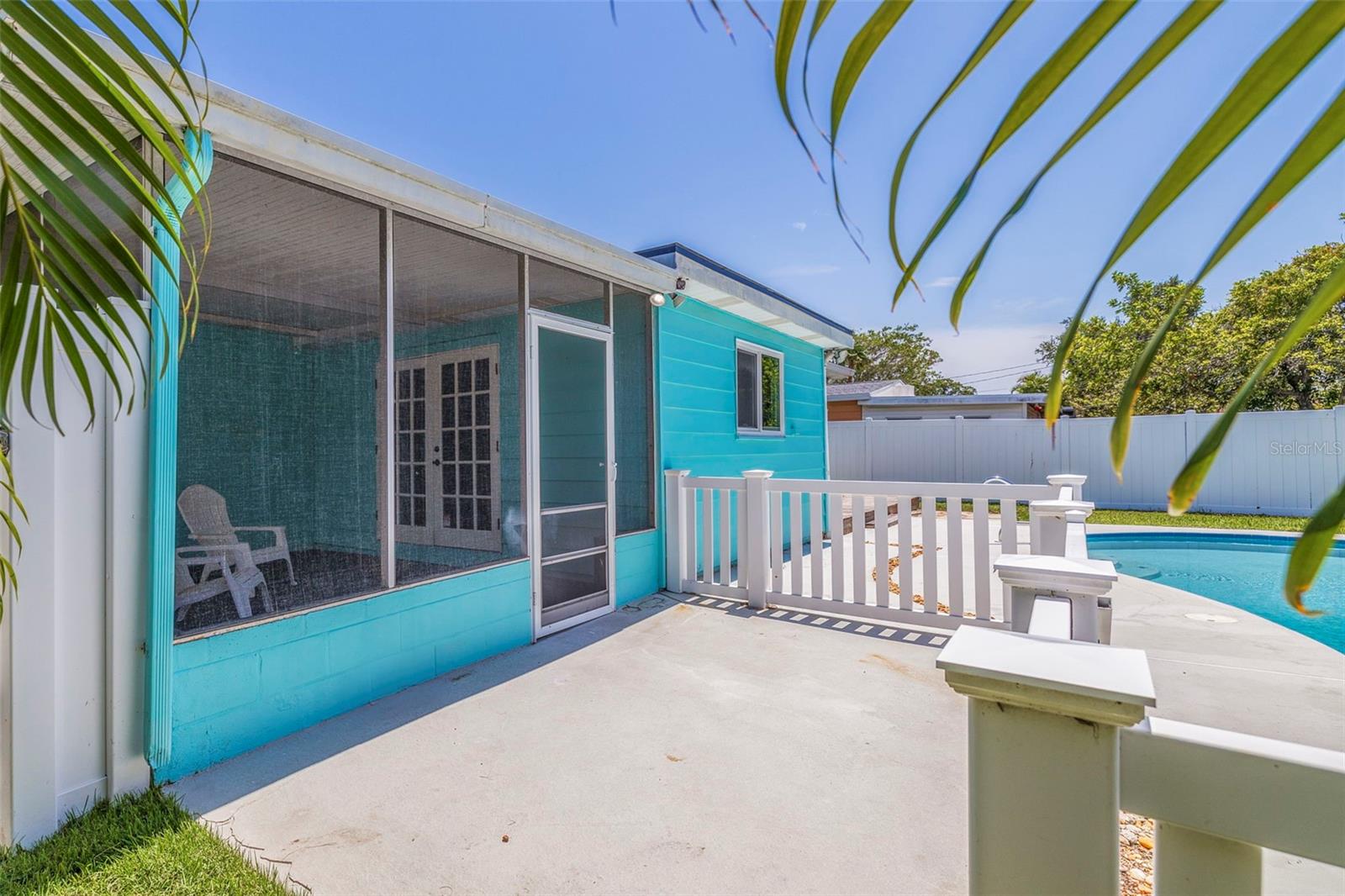 4010 HUNTINGTON ST NE