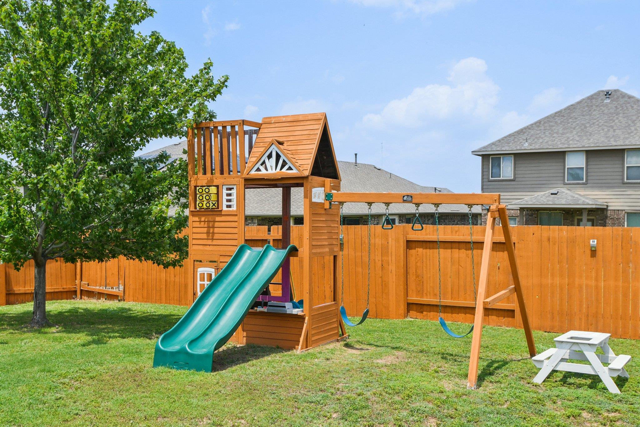 125 Checkerspot CT