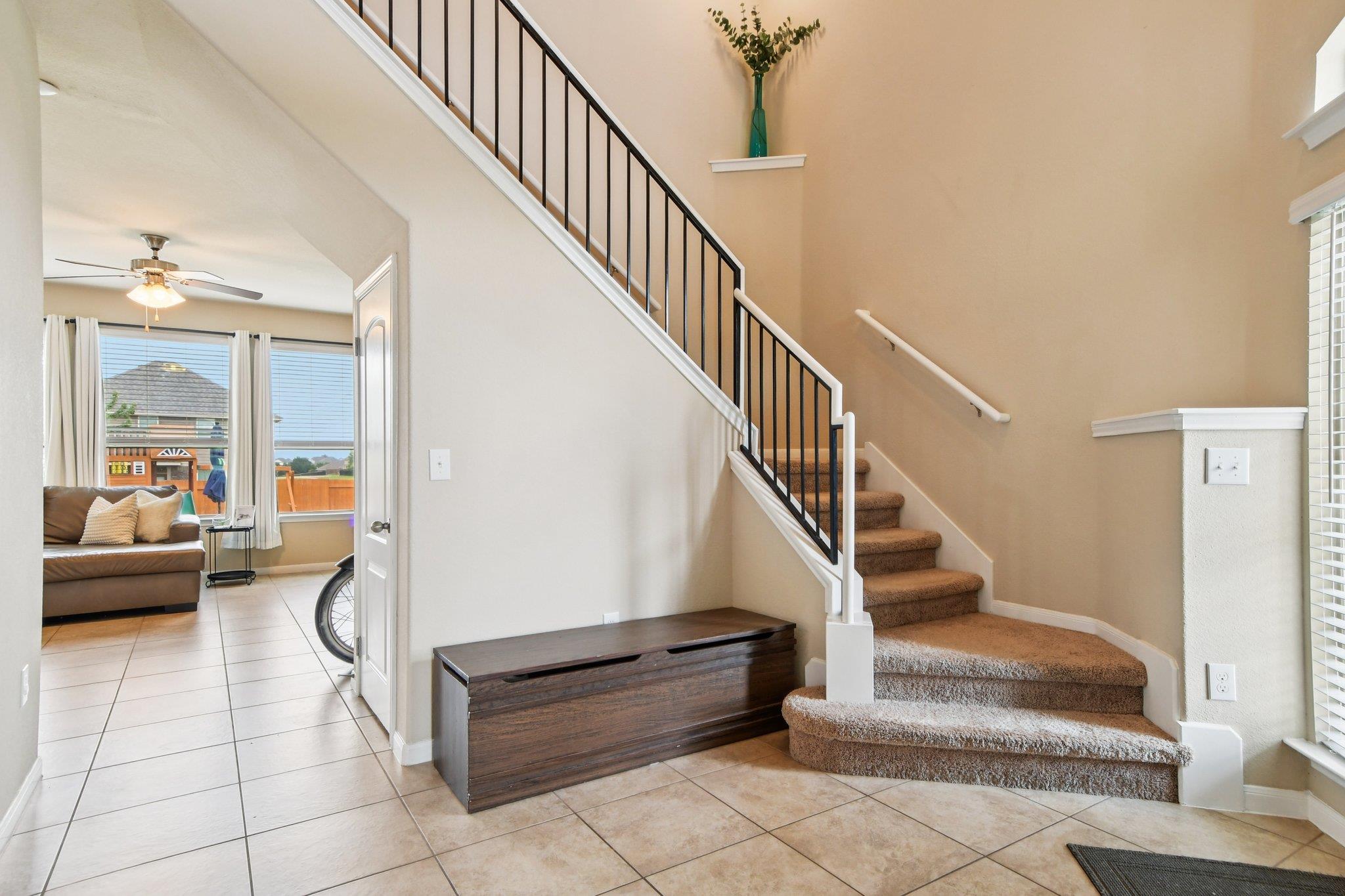 125 Checkerspot CT