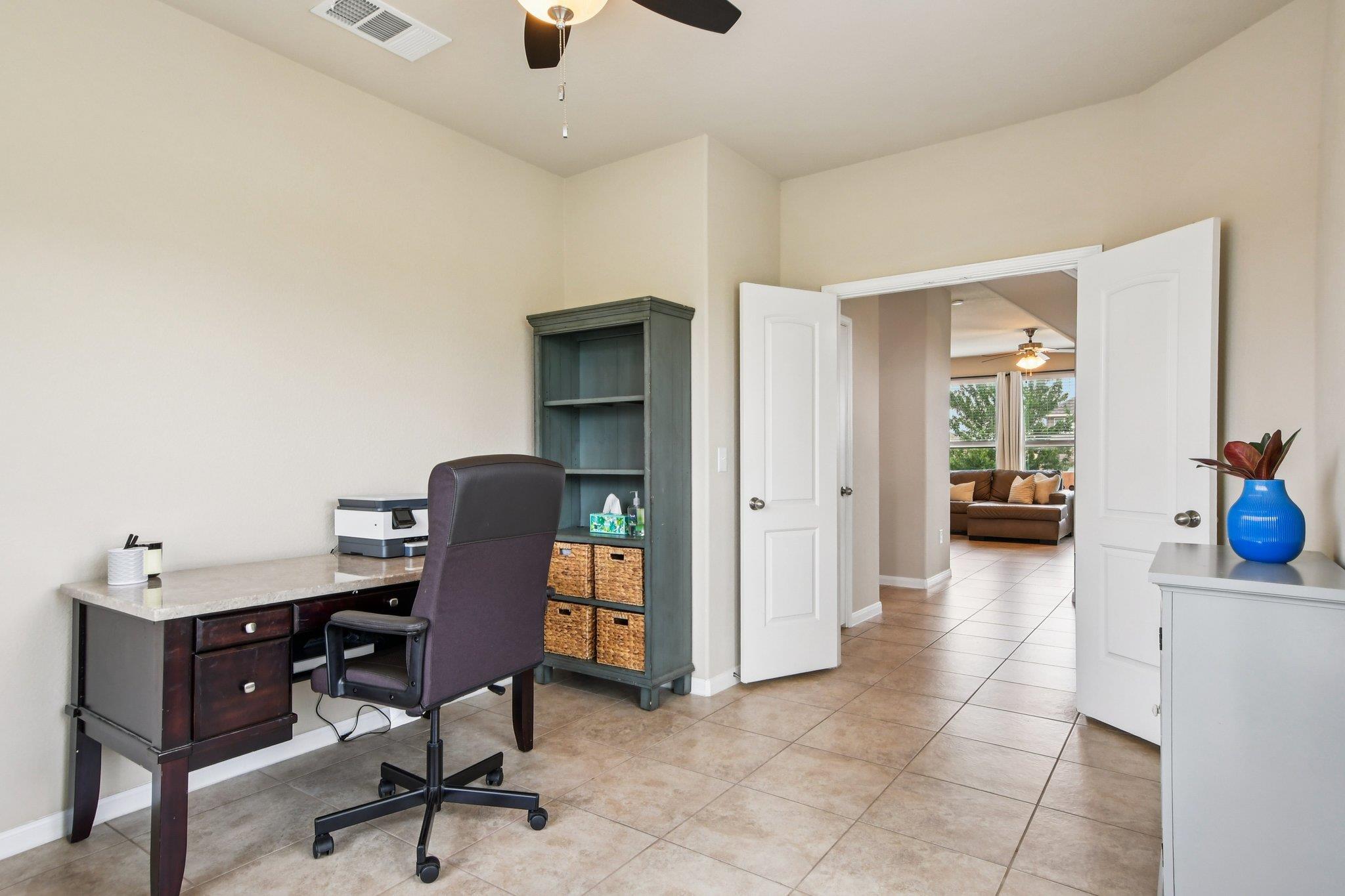 125 Checkerspot CT
