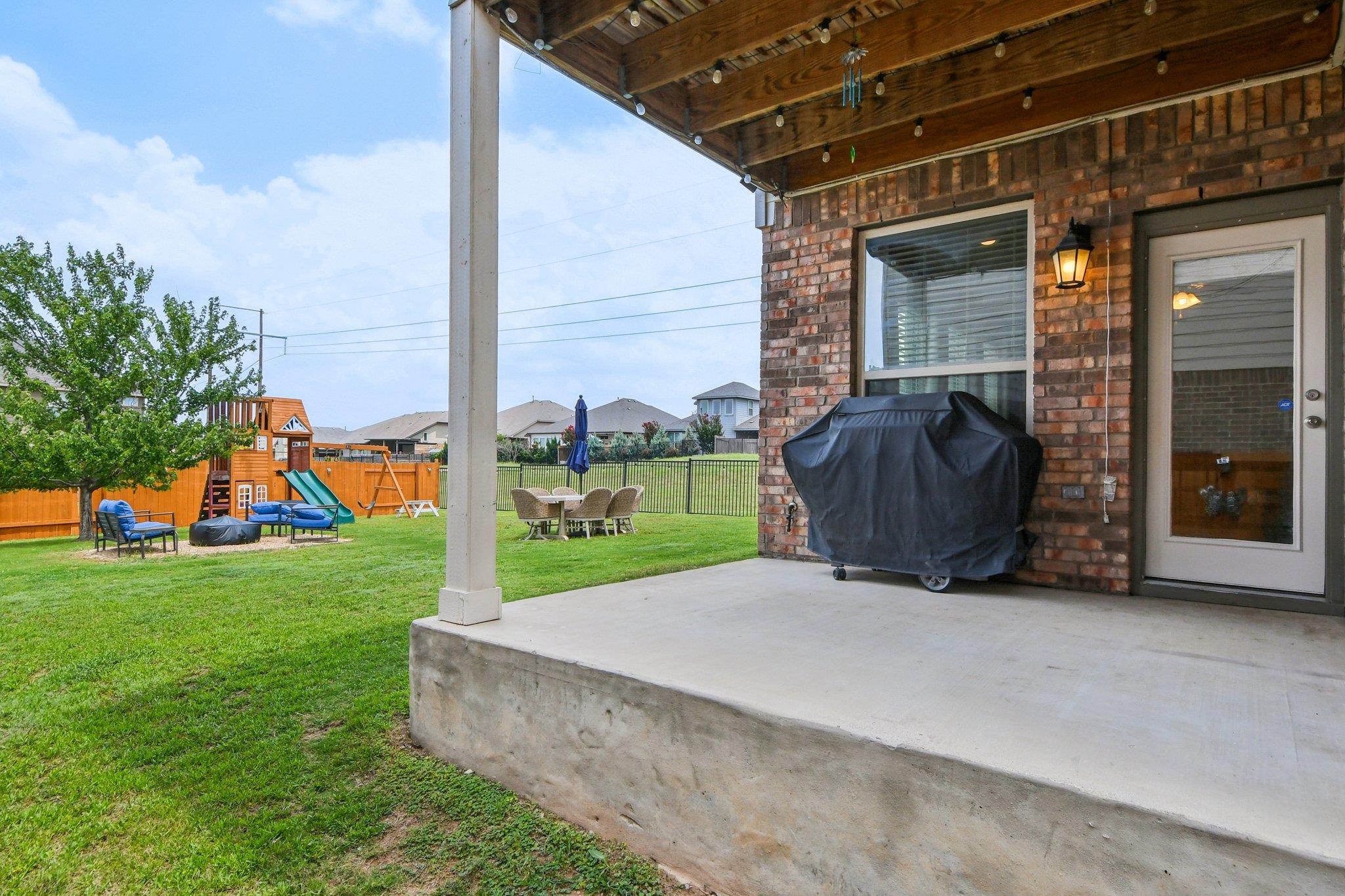 125 Checkerspot CT