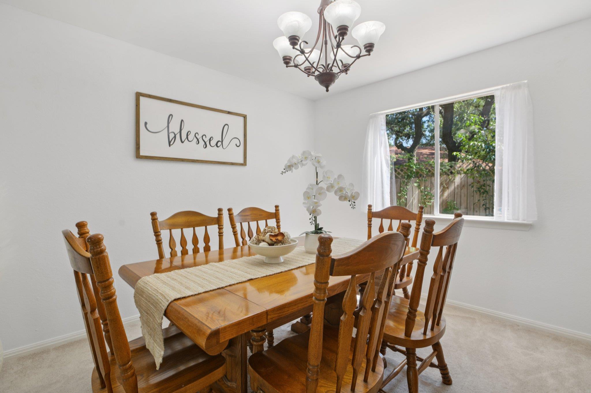 4107 Adelphi LN