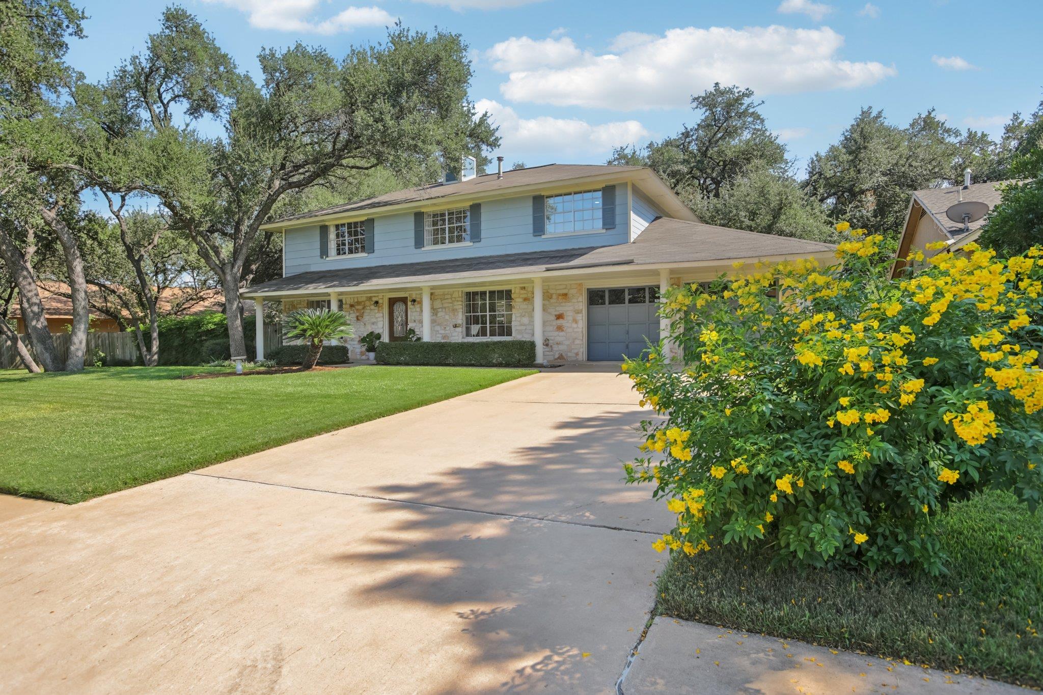 4107 Adelphi LN