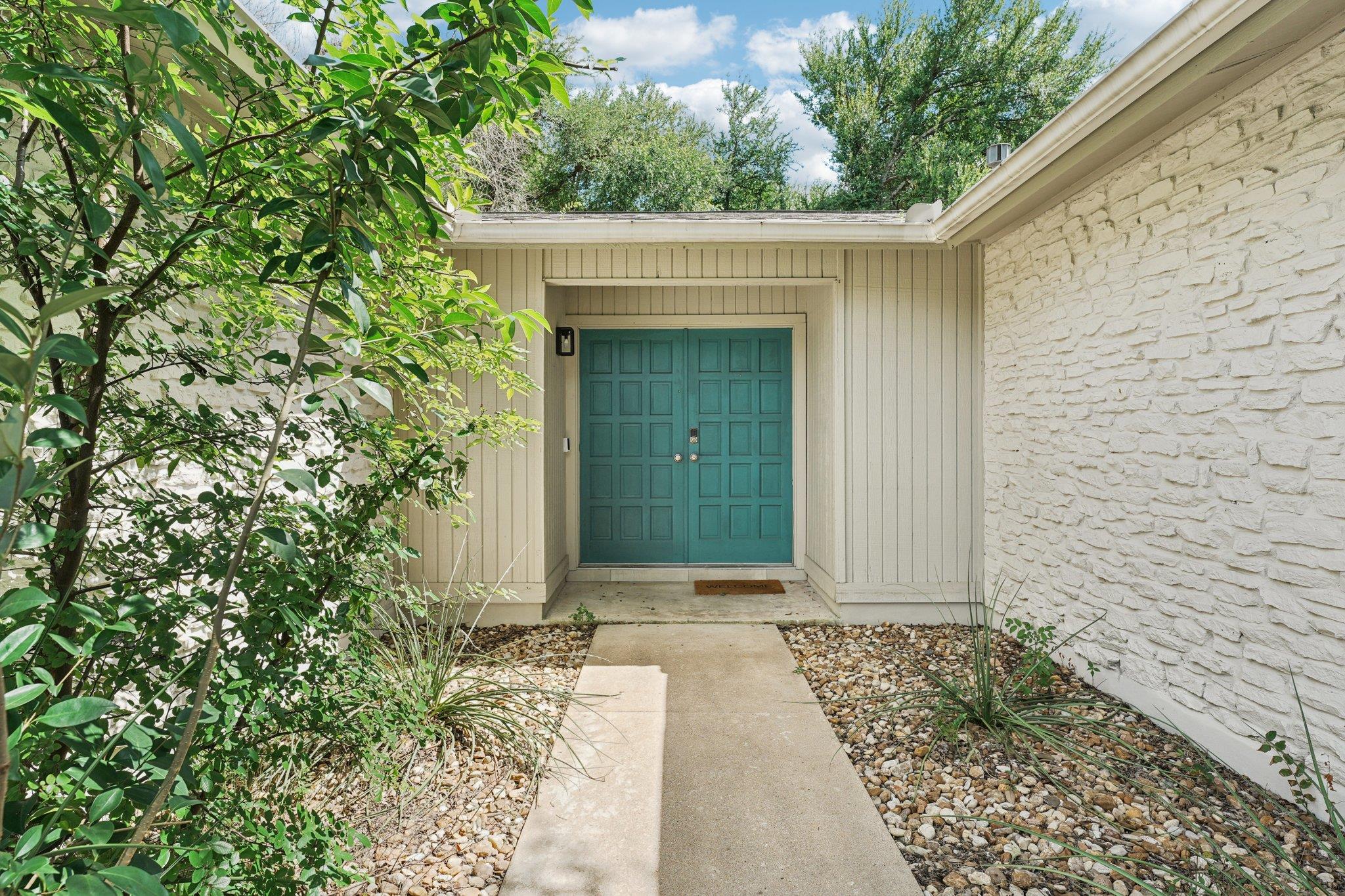 10403 Doering LN