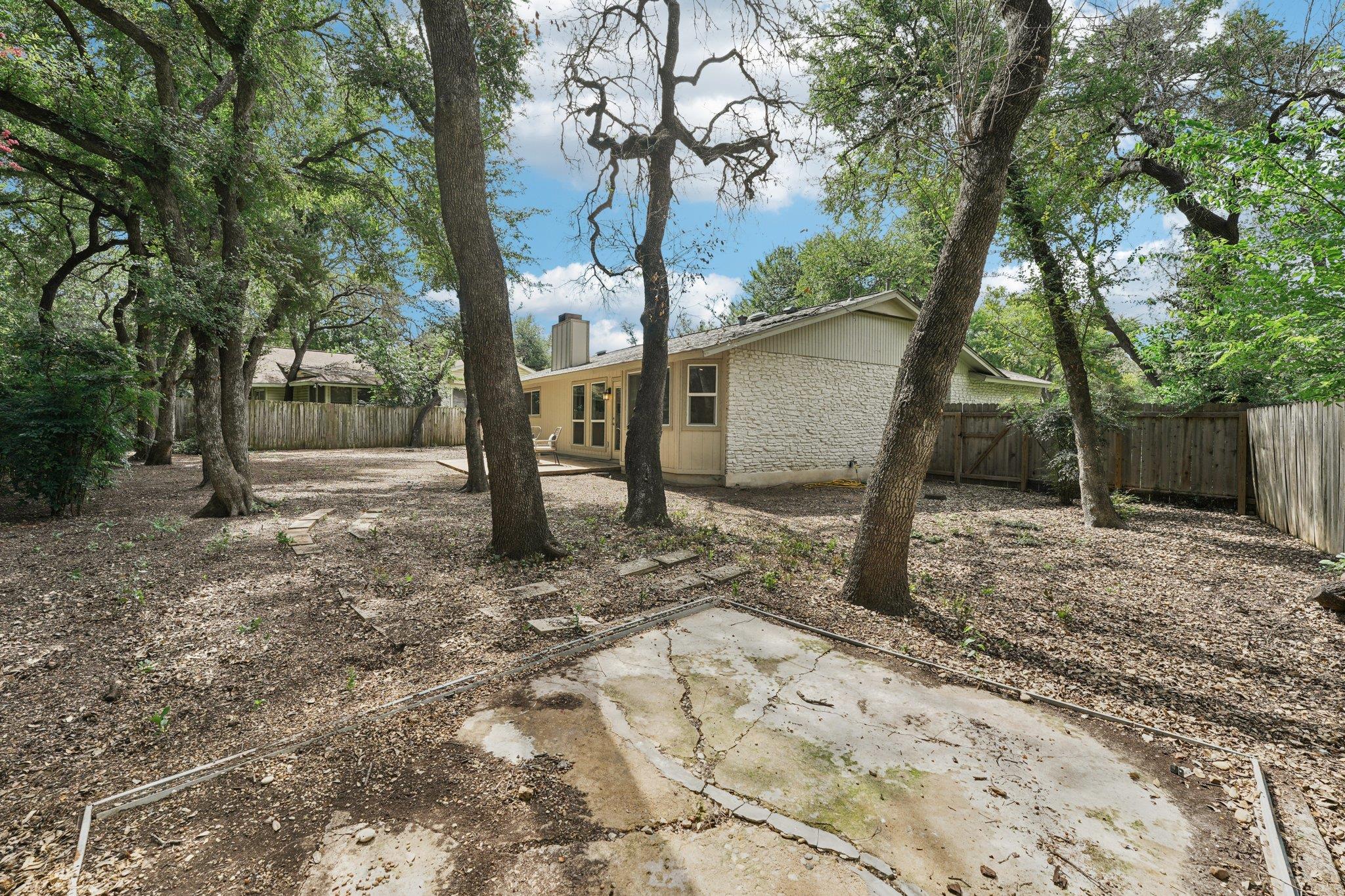 10403 Doering LN