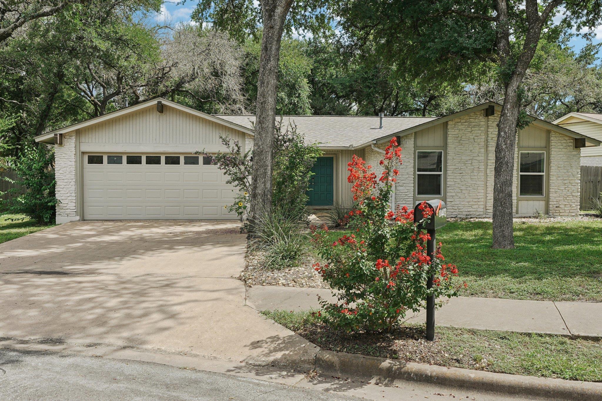 10403 Doering LN