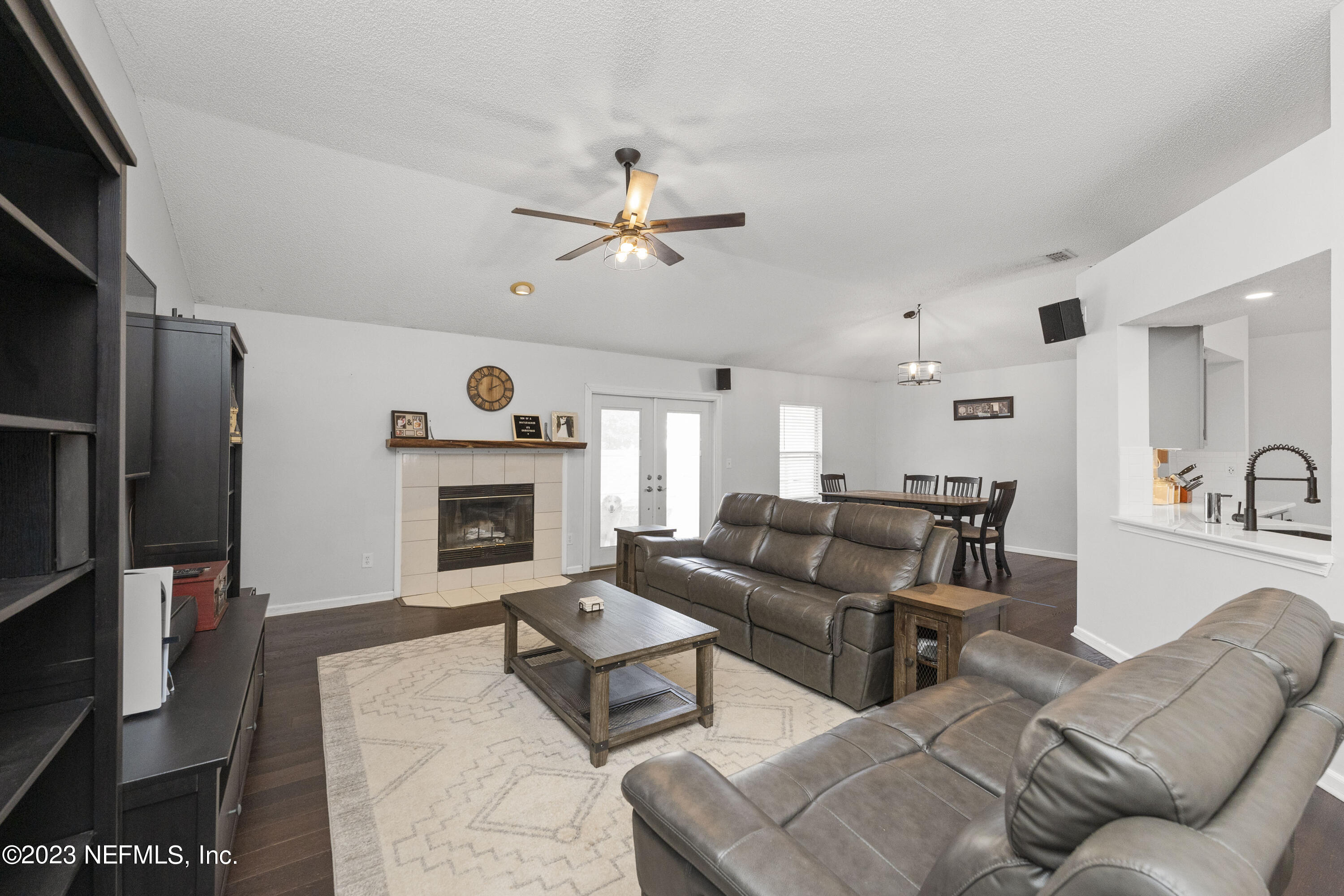 9013 BRIDGECREEK Drive