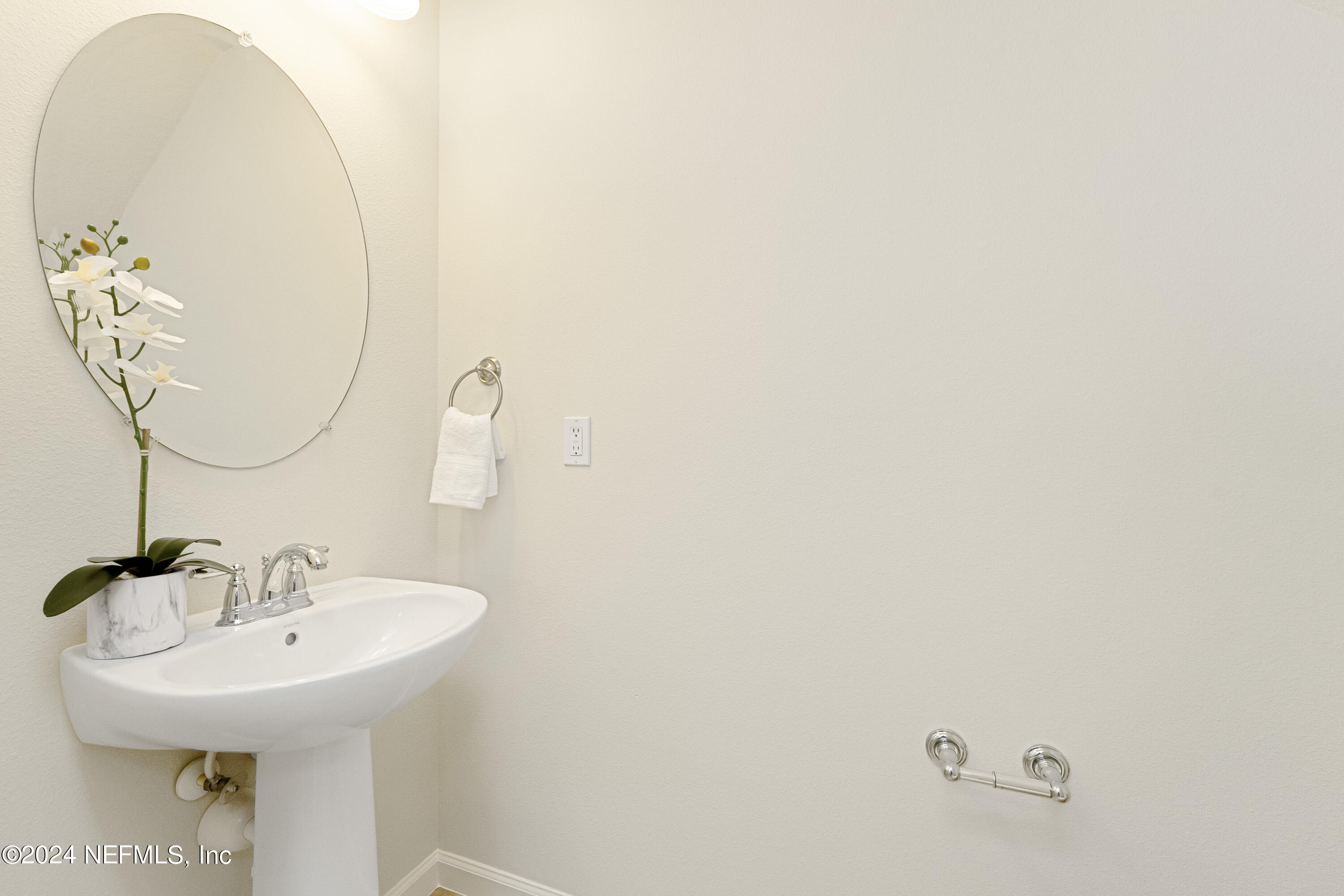 13407 ISLA VISTA Drive