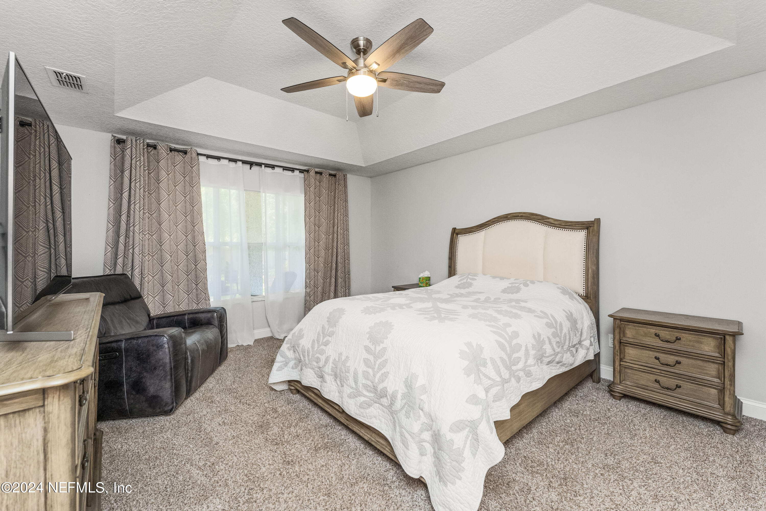 1242 BLUE HERON Lane N