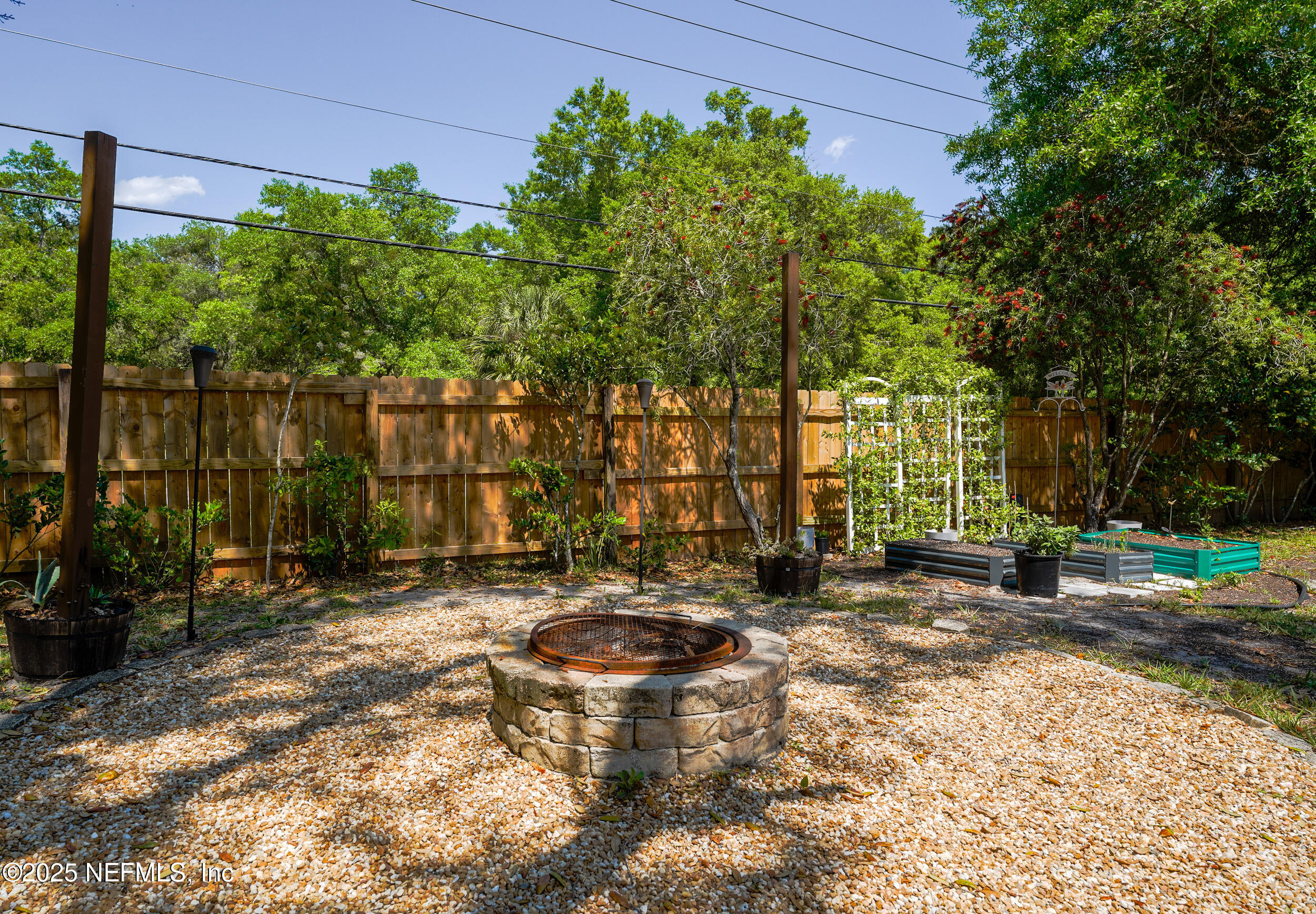 87529 CREEKSIDE Drive