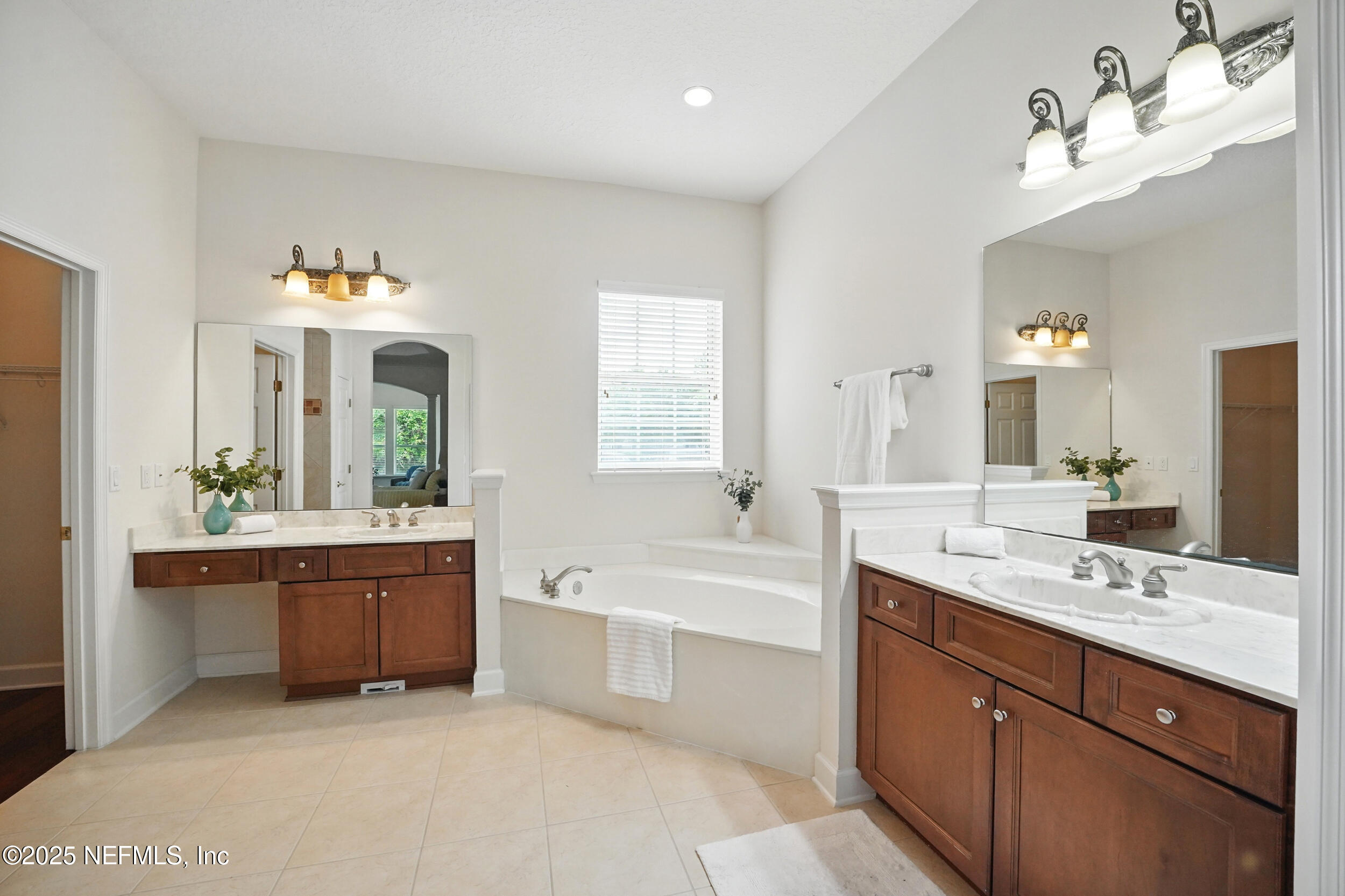 5279 CATTLE CROSSING Way