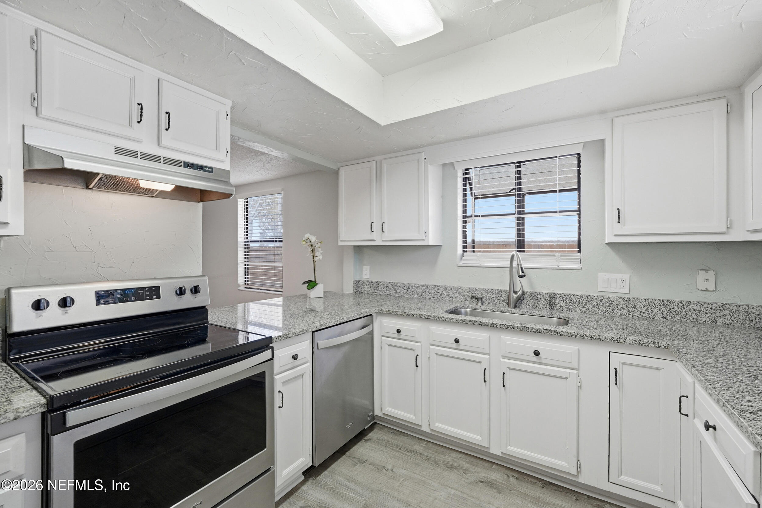 144 POINSETTIA Street